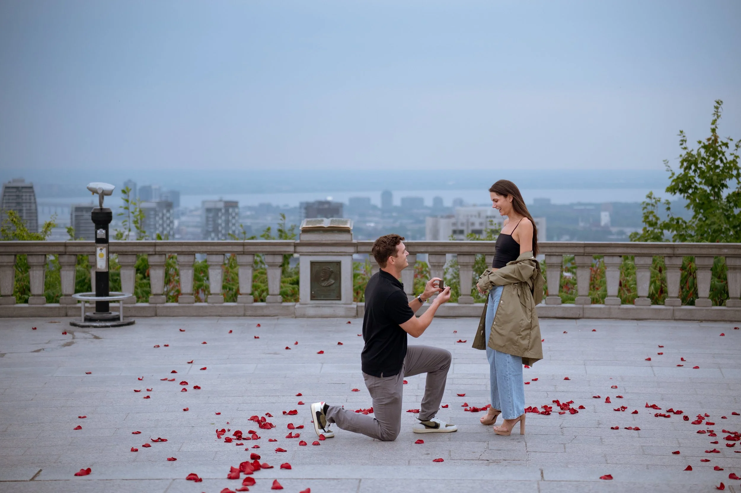 surprise-proposal-photographer-montreal-valerie-rosen-photography