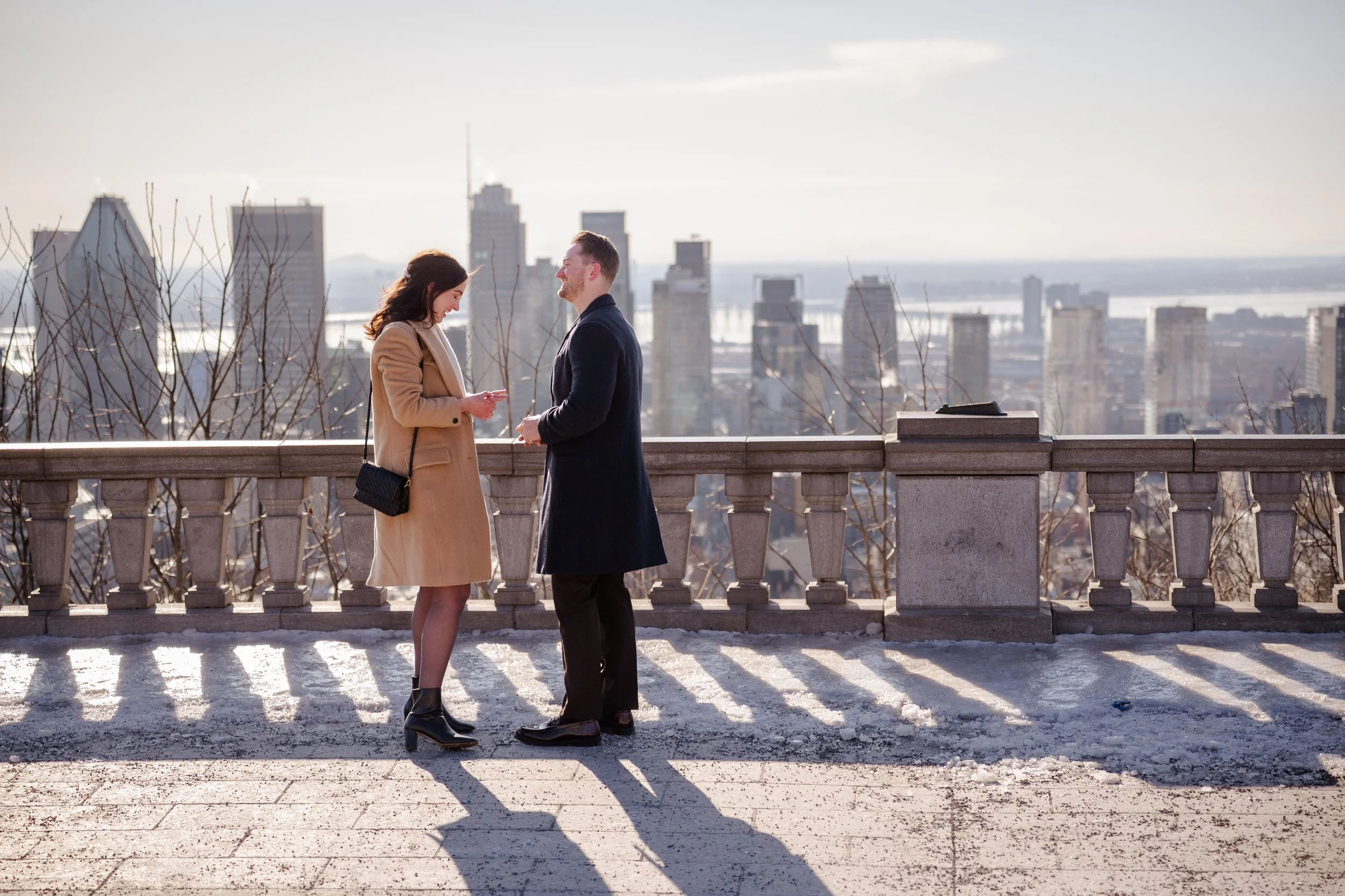 engagement-ring-kondiaronk-mont-royal-montreal-engagement-photographer-valerie-rosen-photography