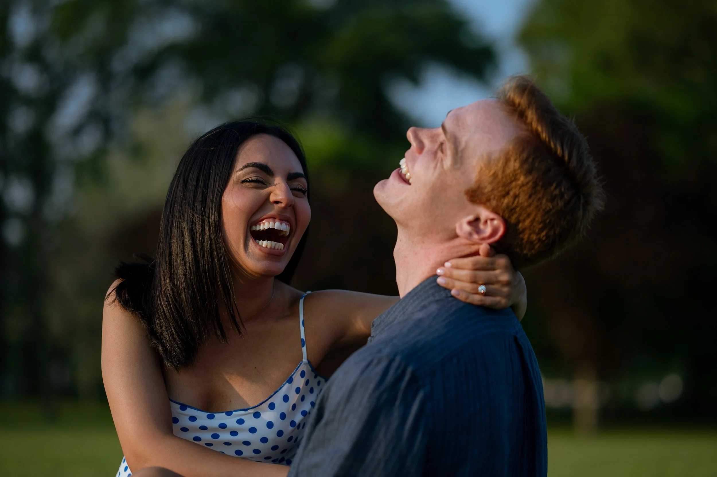 sunset-engagement-photography-laughter-love-montreal-parc-rene-levesque-valerie-rosen-photography
