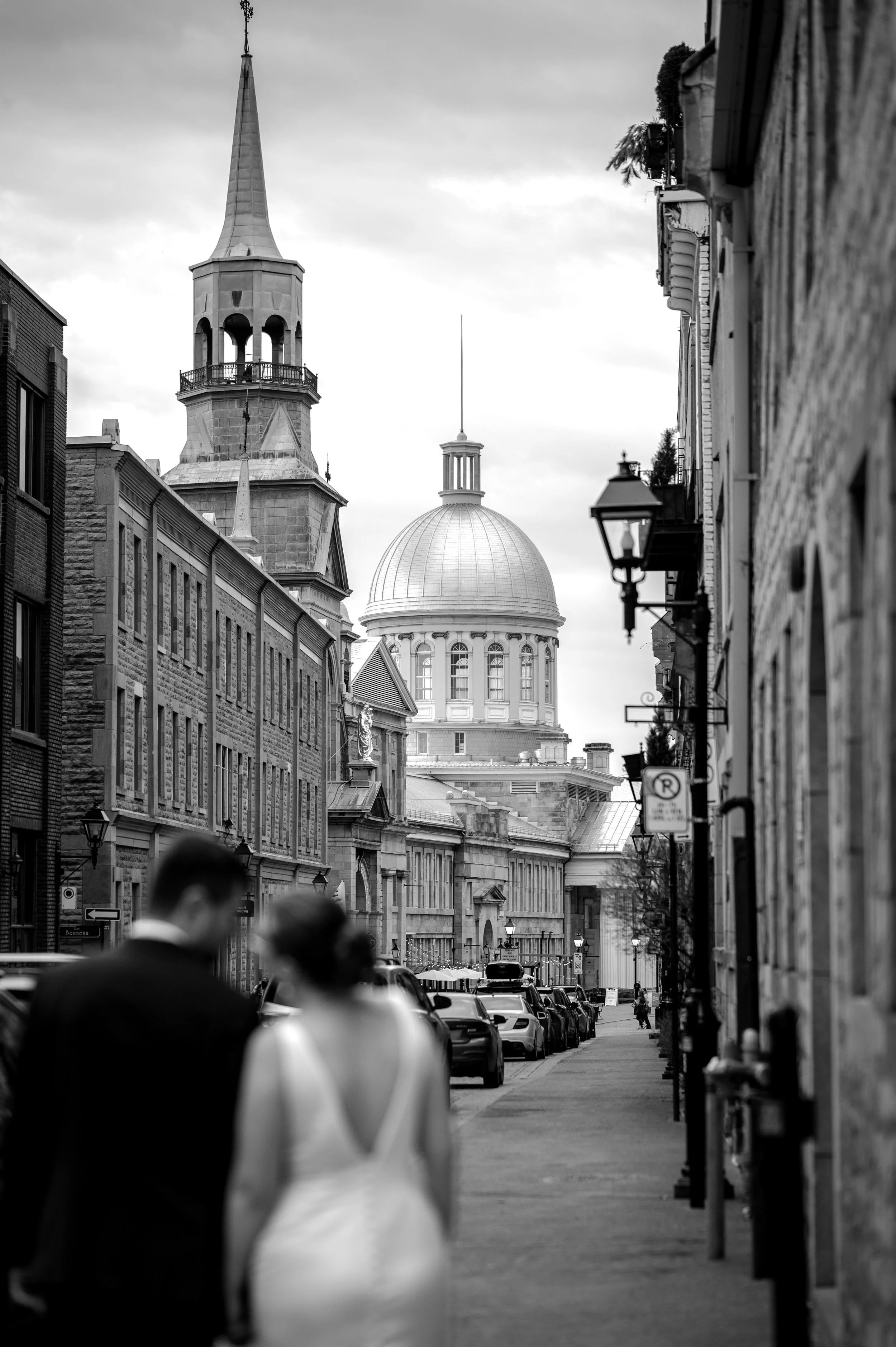 old-montreal-wedding-portrait-bride-and-groom-valerie-rosen-photography