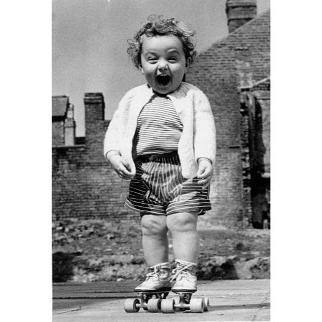 NEW SHOW COMING SOON and we might be just as excited as this adorable kid ! #staytuned &bull; &bull; &bull;
Summer Monday vibes brought to you by old school Photographer,
Robert Doisneau .