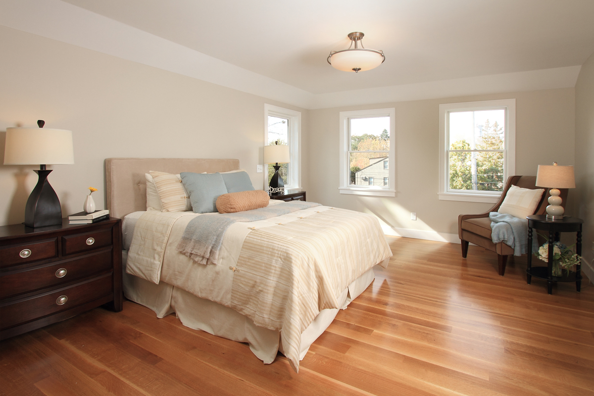 mls_master bedroom.jpg