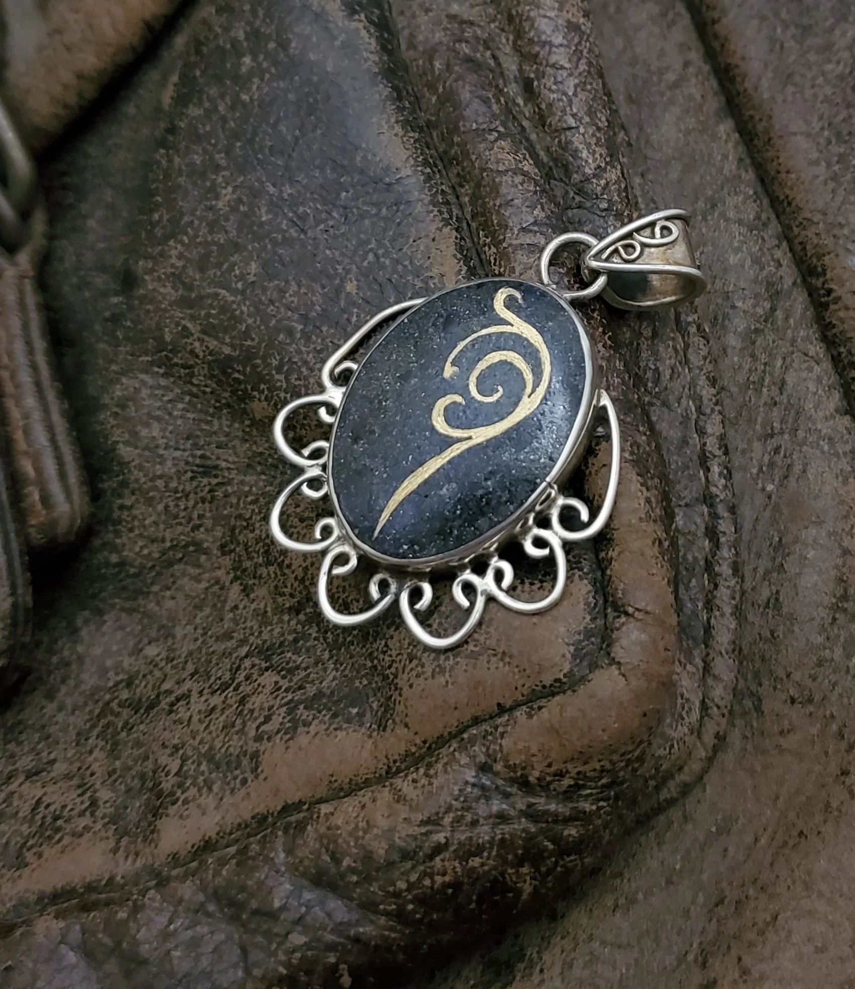 pendant3.jpg
