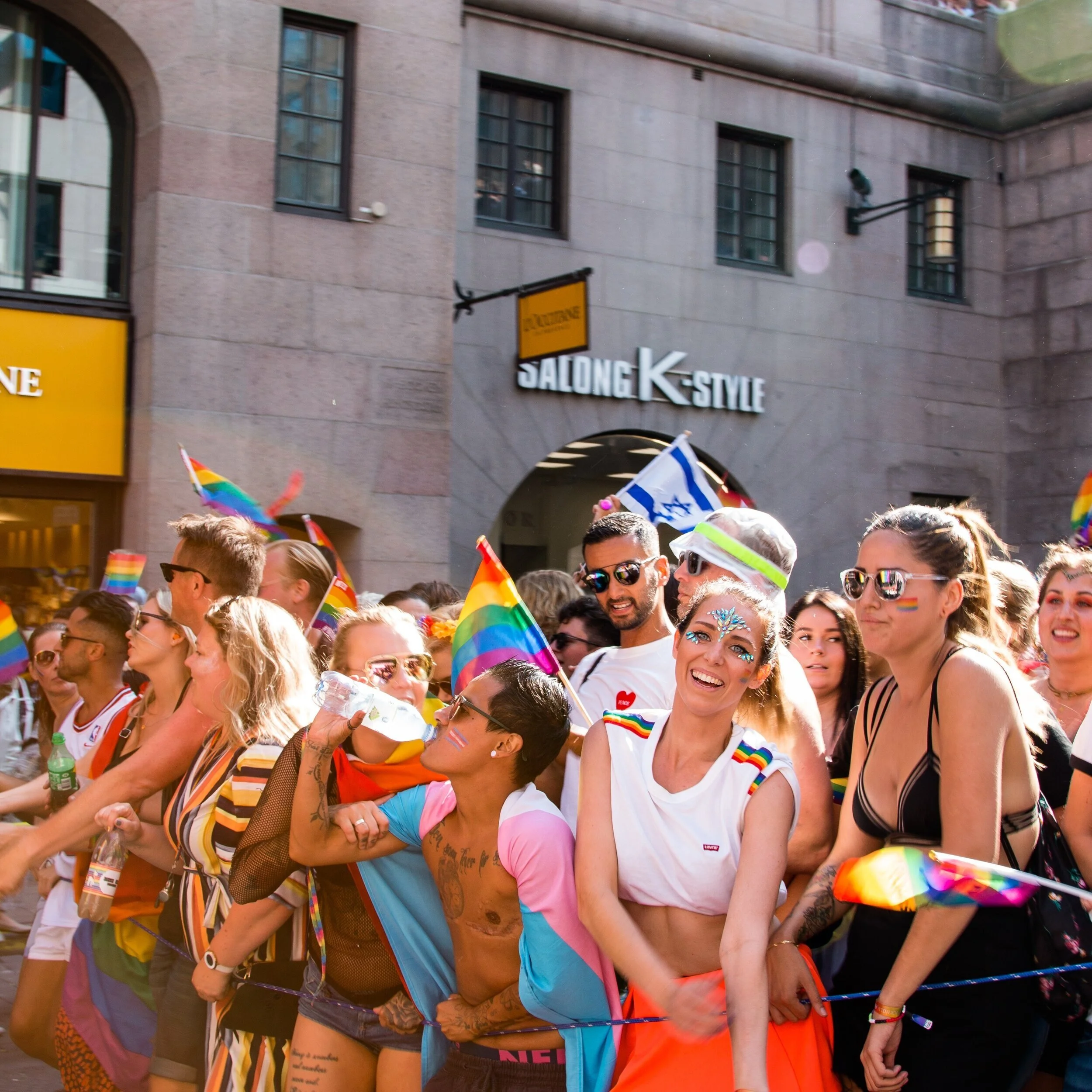 Waking Up the Summer Dance Party Series - Sober Bar + Block Party