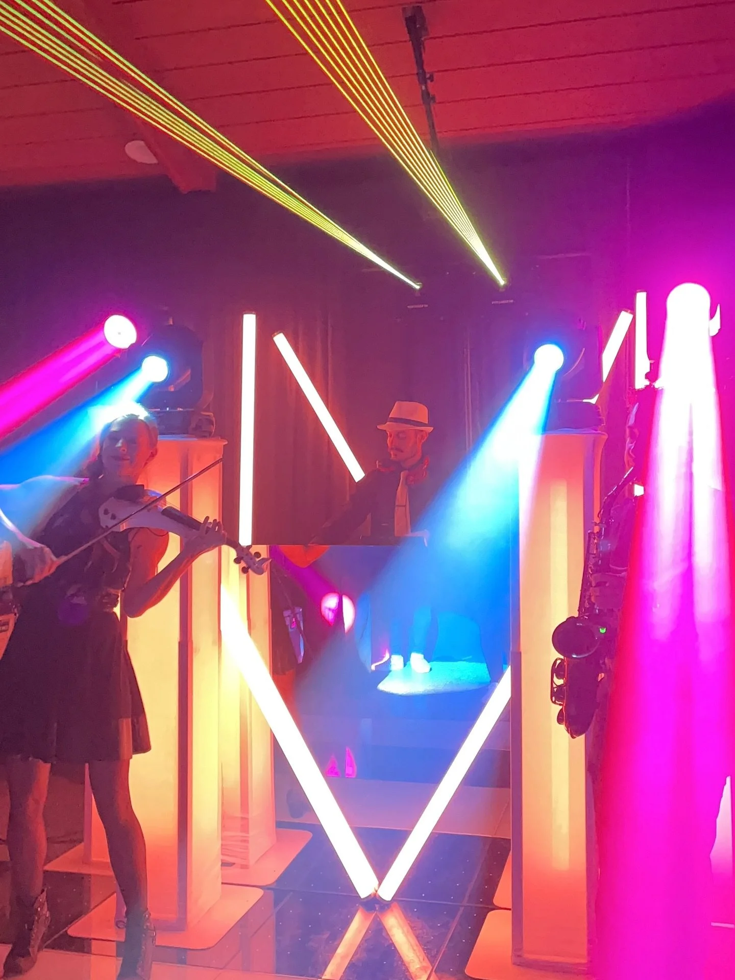 ⚡️DJ band practice this week @electricheartdjband 
#djband #weddingentertainment #events #lit