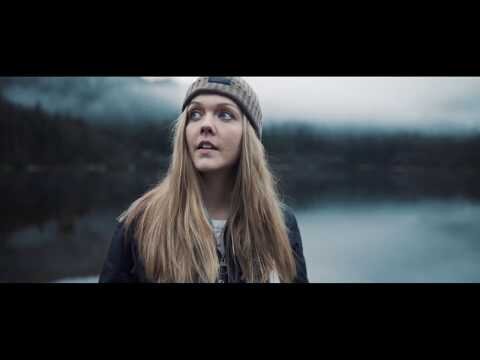Short Cinematic Portrait Video / Amy