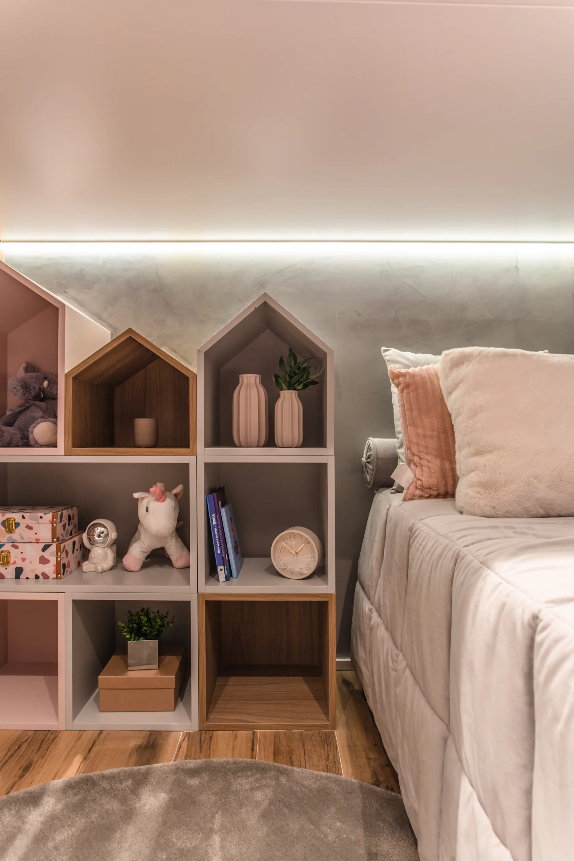 Quarto menina (13).JPG