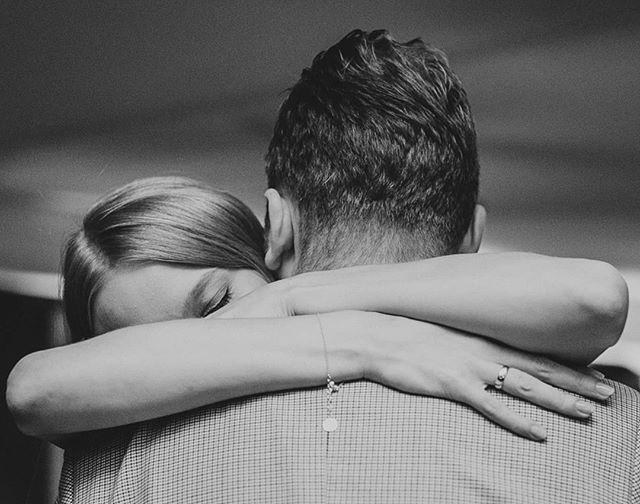 #love #couple #betogether #blackandwhite #weddingphotography #photojournalism #bw #bwphotography #womenandmen #peaceful #calmness