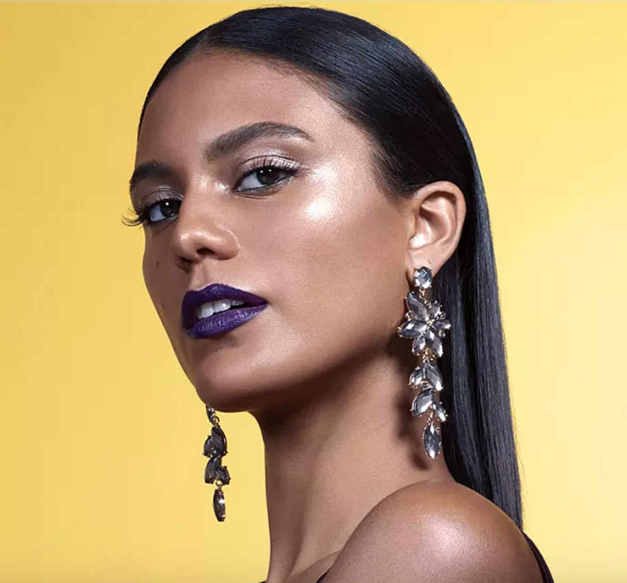   The Makeup Mantra:  I Don’t Care What You Think   The Inspiration:   The violet lip that made waves  at the 2014 Met Gala  Confession of a celebrity makeup artist: “Celebrities are very safe; they have a formula they don’t venture out [of].” But wh