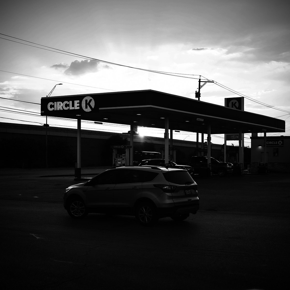B8.jpg