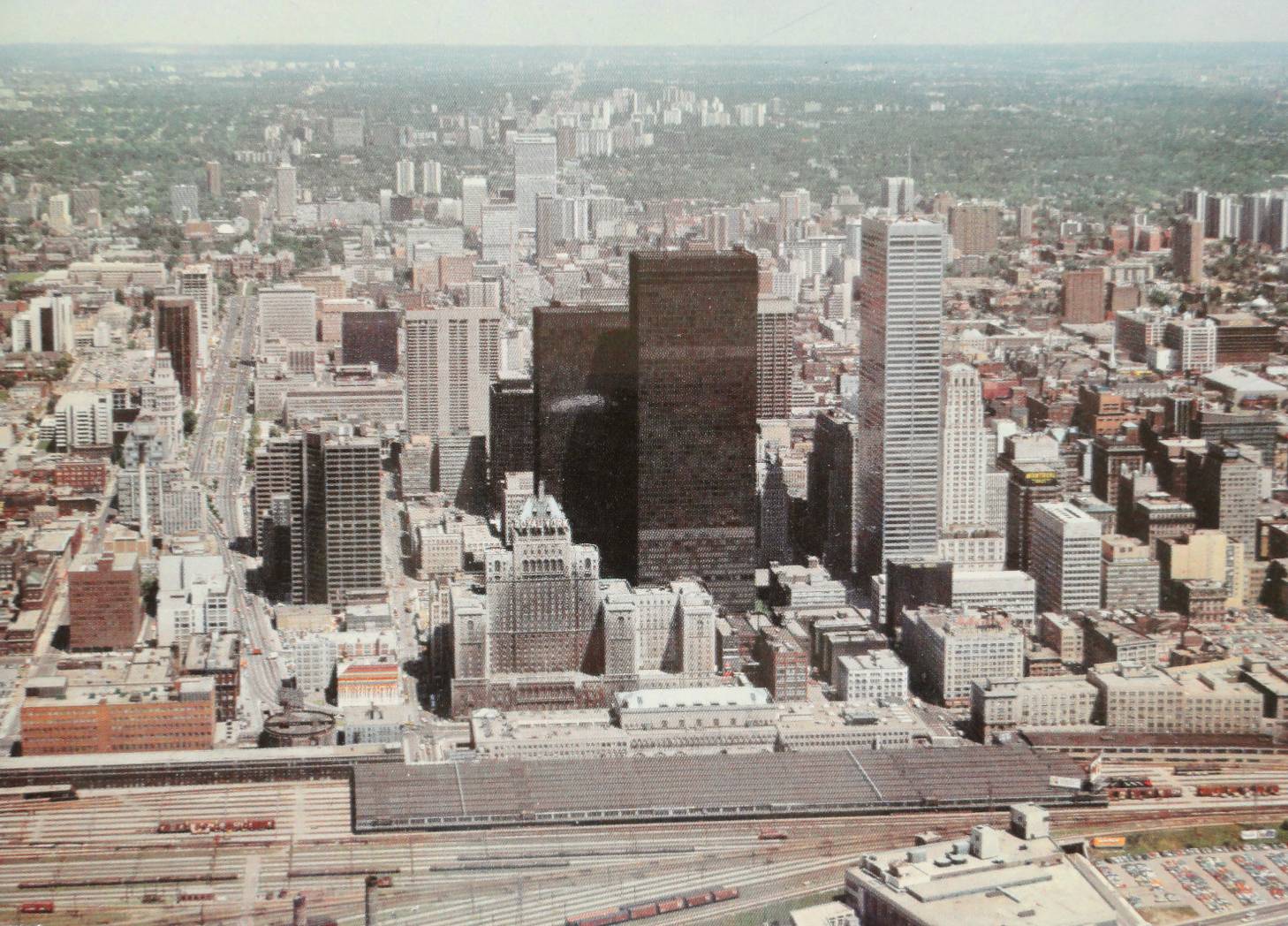 postcard-toronto-downtown-aerial-not-extent-of-rail-and-sheds-mid-1970s.jpg