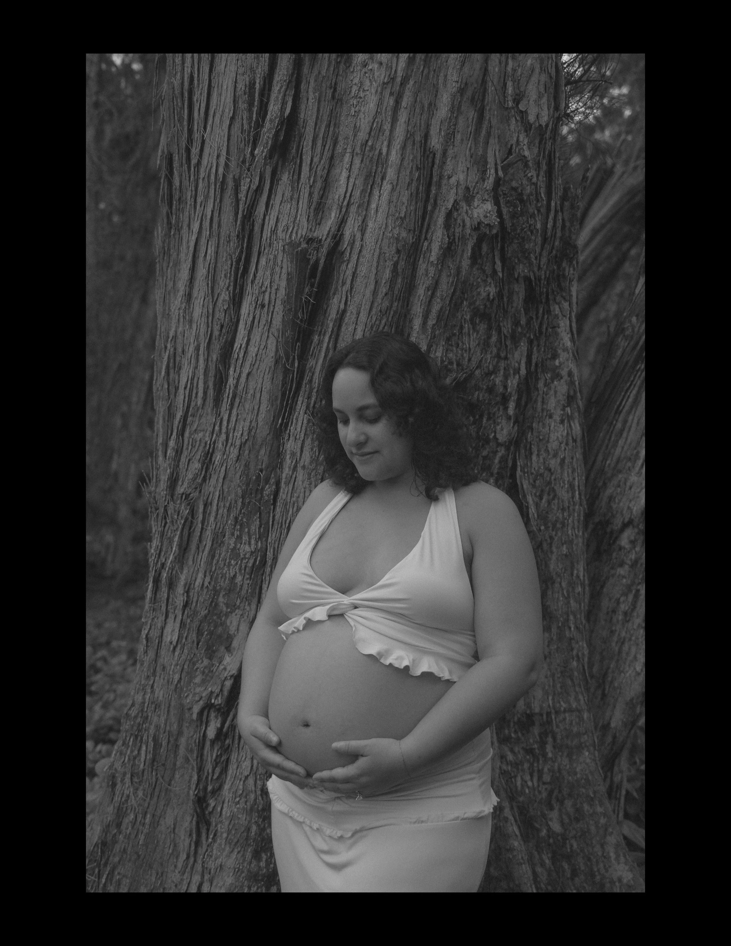 Tory and Kawai Maternity 15.jpg