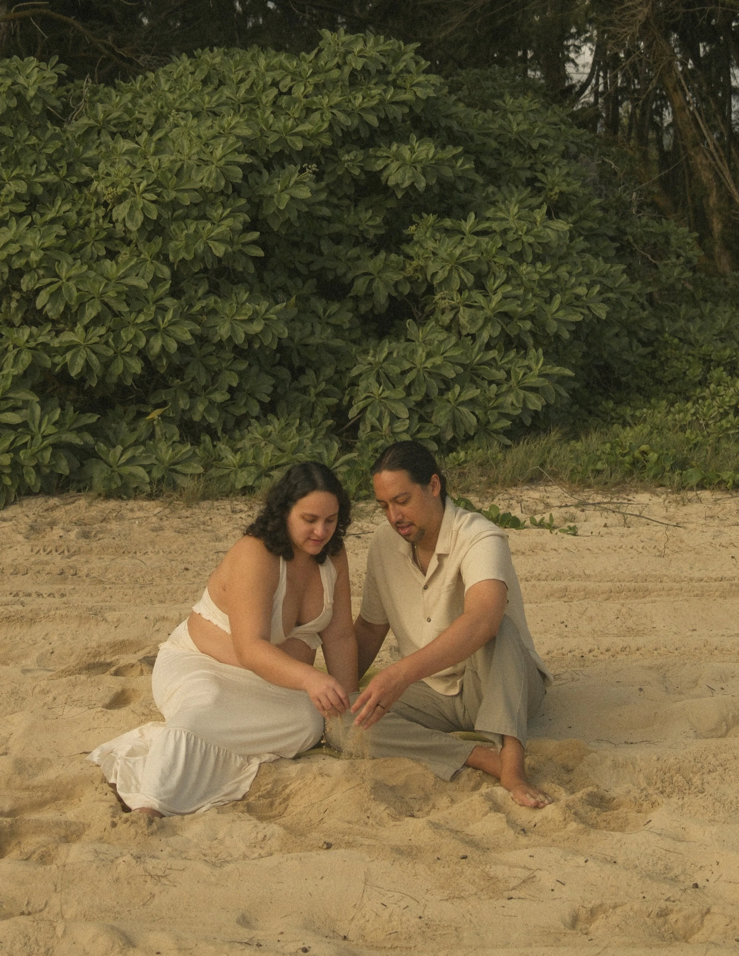 Tory and Kawai Maternity 26.jpg