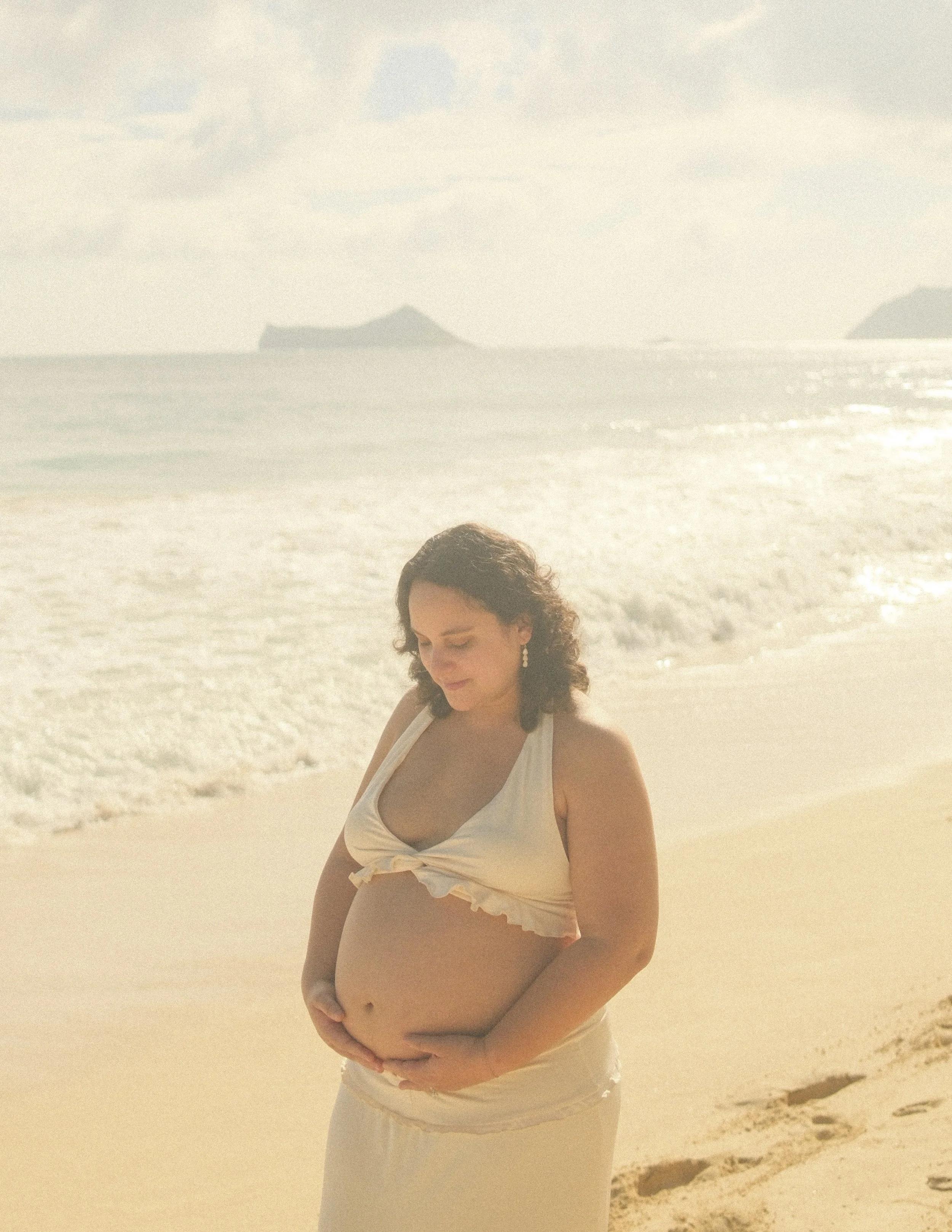 Tory and Kawai Maternity 38.jpg