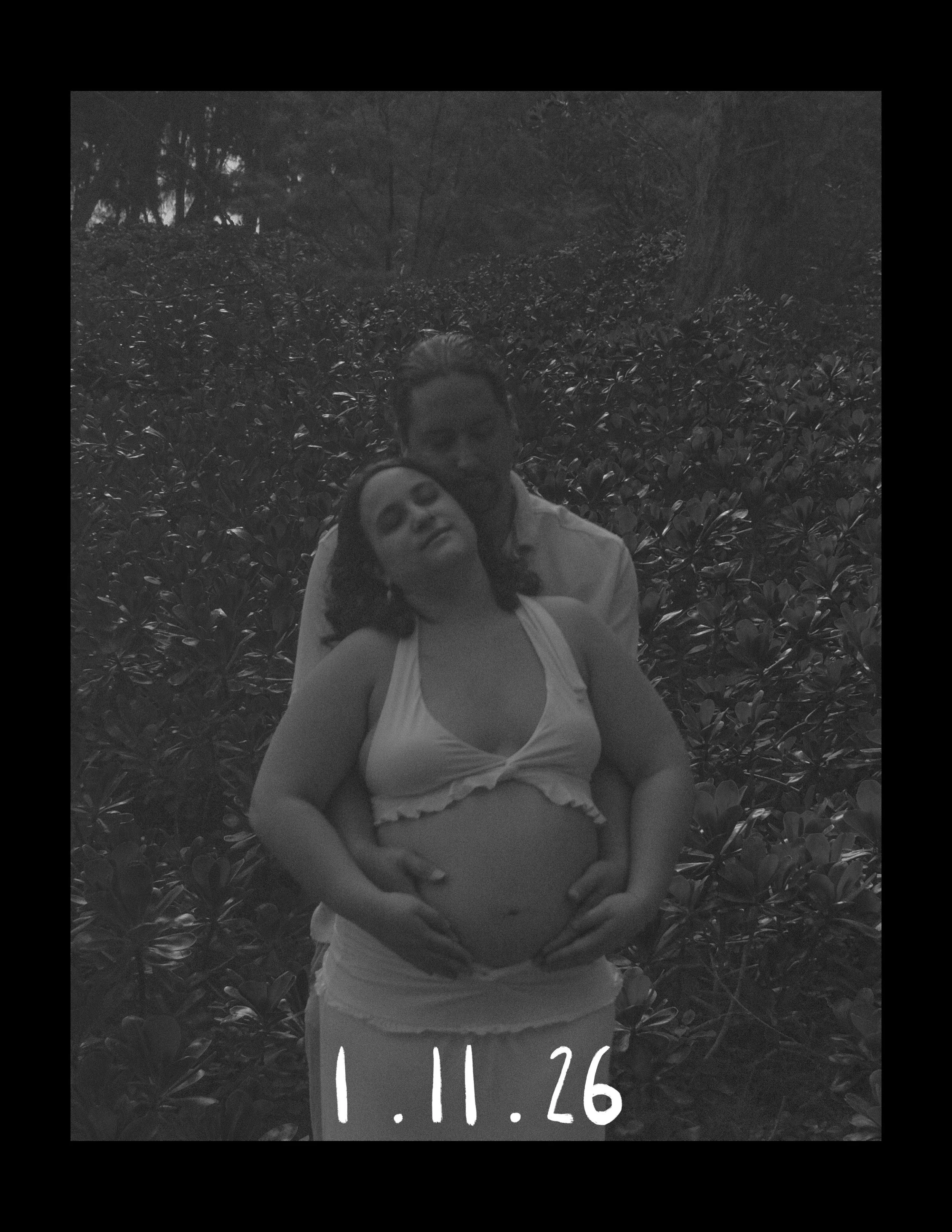 Tory and Kawai Maternity 46.jpg