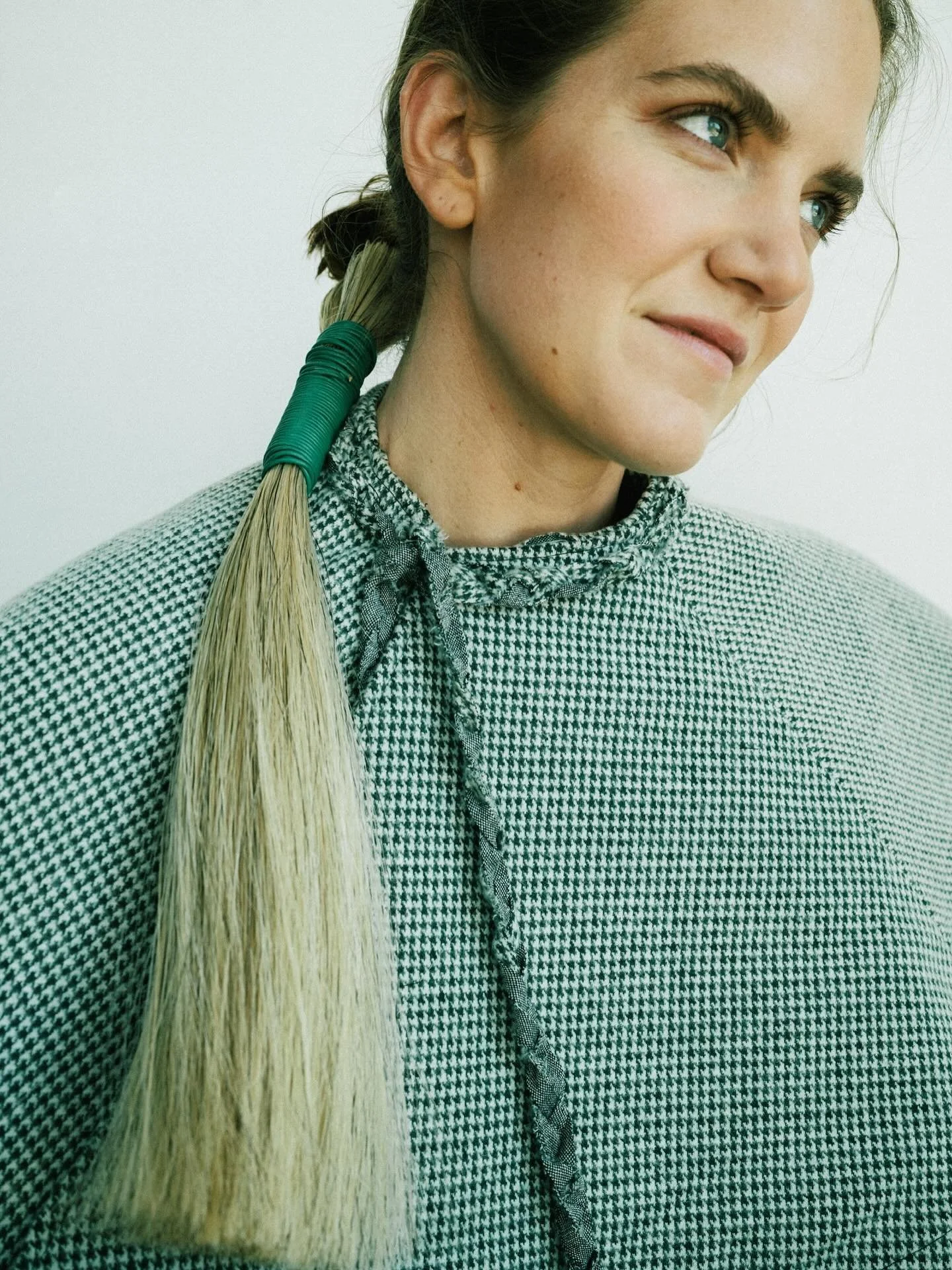 Lived in makeup + a handmade horse hair pony for @saint_lo_’s collection of handcrafted pieces. Shot by @ashleehuff
