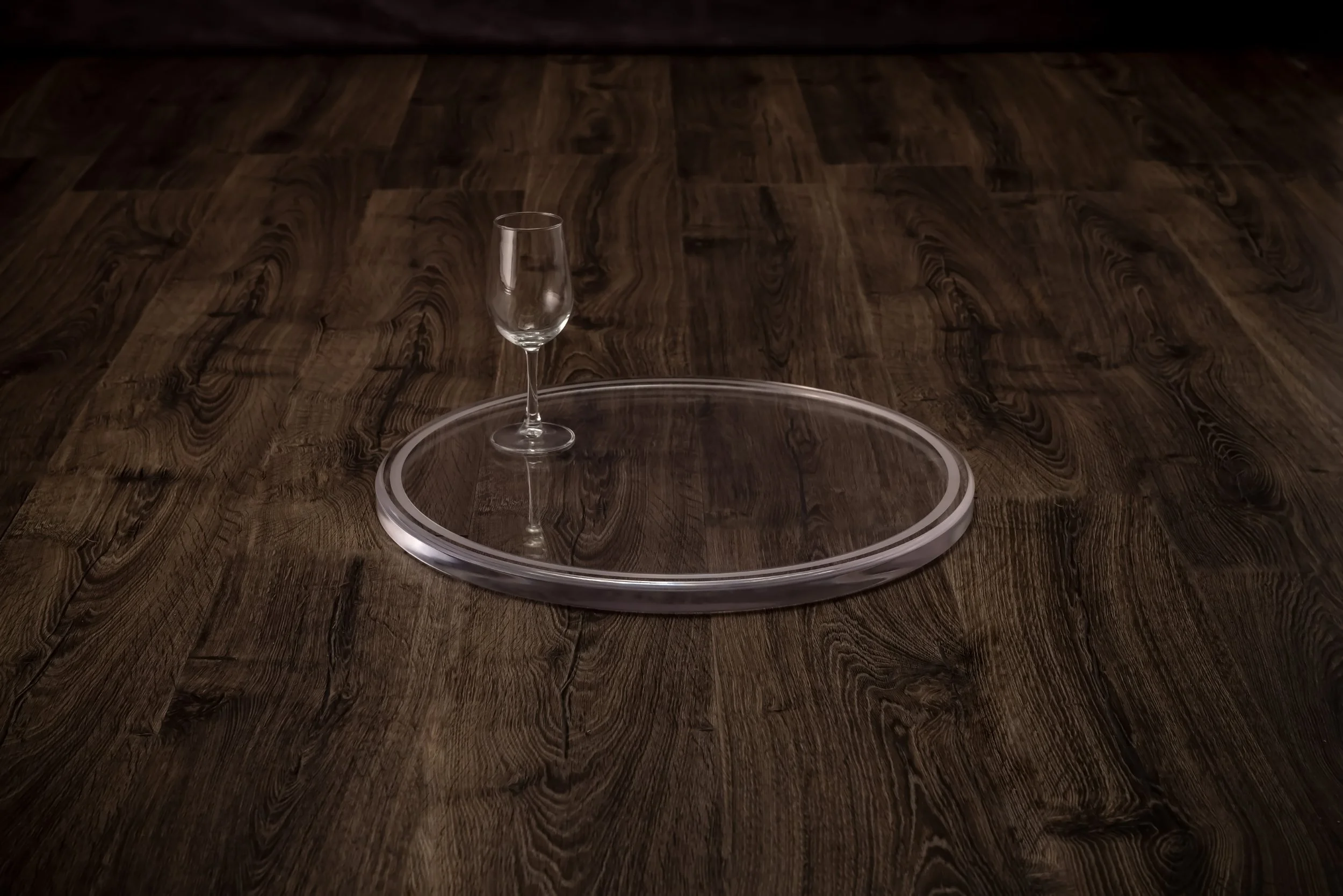 2022-08-Clear-Modern-￼￼Center Peice Round-01448-Edit.jpg