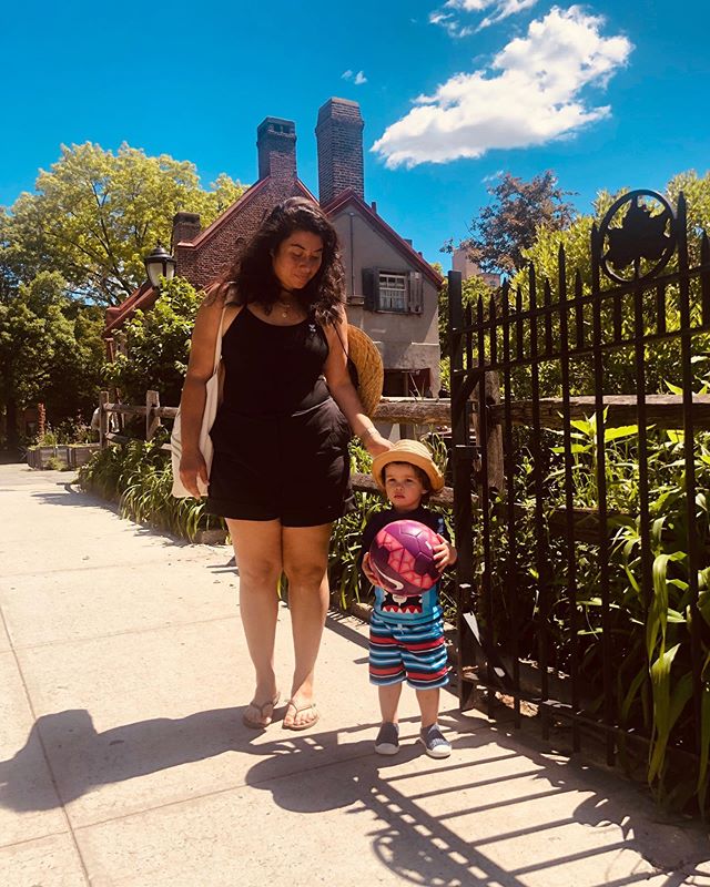Hello, hello! ☀️
Leo and I will be serving you &ldquo;First Year CIT&rdquo; and &ldquo;Young American on Educational Tour to Cuba&rdquo; looks all summer long, feel free to guess who is who. We might switch off from time to time. #rootandroar