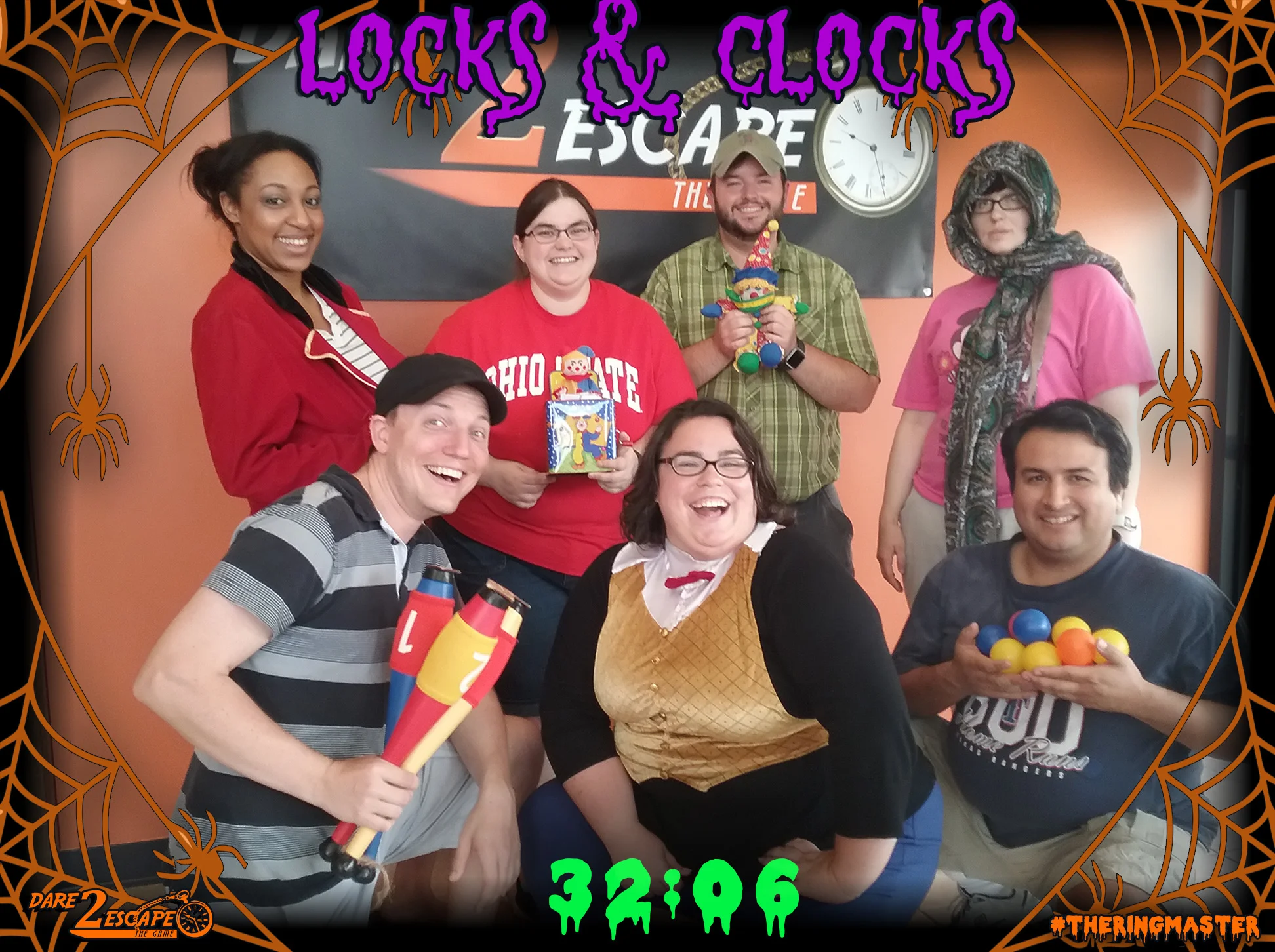02 Locks and Clocks 32_06.jpg