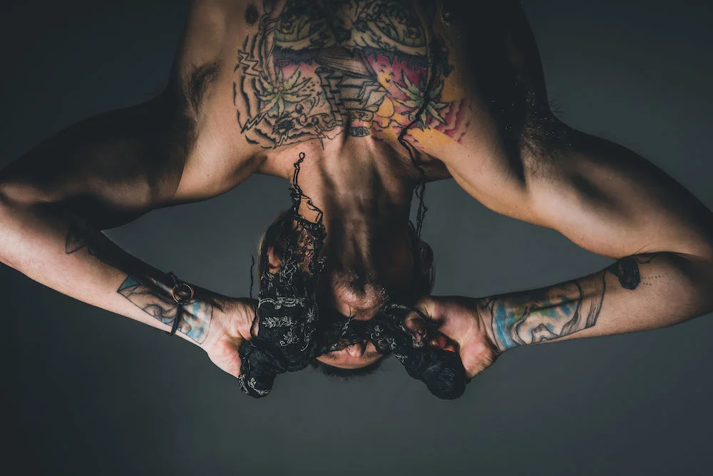 YT Dingo – Presents Stunning Visual Feast In ‘Thrill Of The Chase’