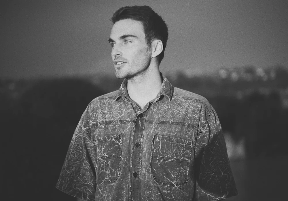 Laurel Laxxes and Gavin Beach get exotically experimental on ‘Somewhere New’