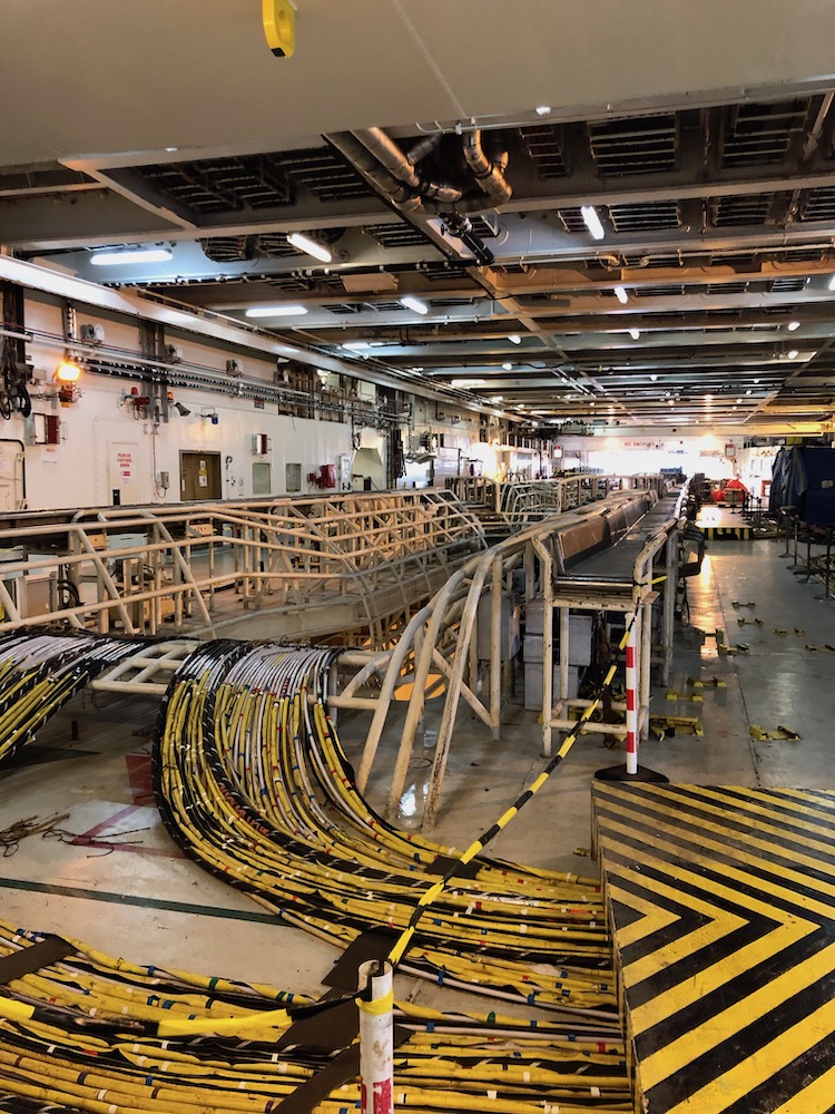 siscc-operations-team-visit-the-cable-ship-ile-de-brehat-750px-1000-07.jpeg