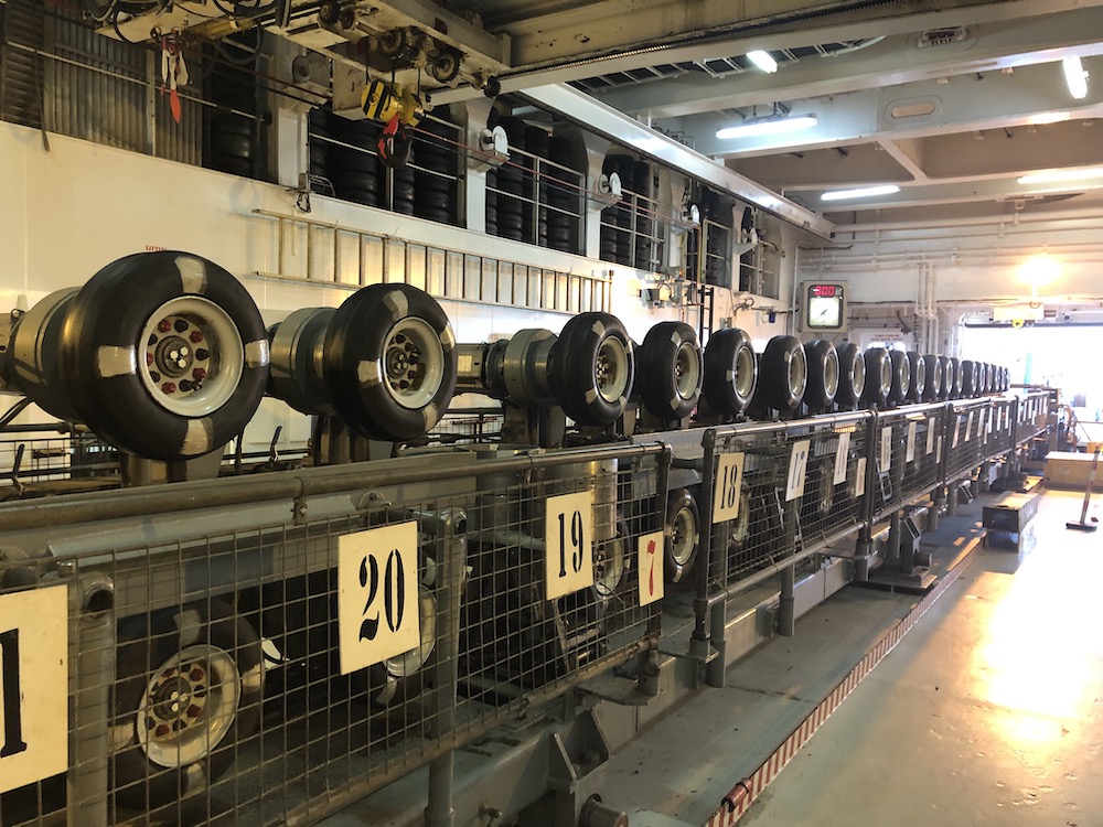 siscc-operations-team-visit-the-cable-ship-ile-de-brehat-1000px-750-11.jpeg
