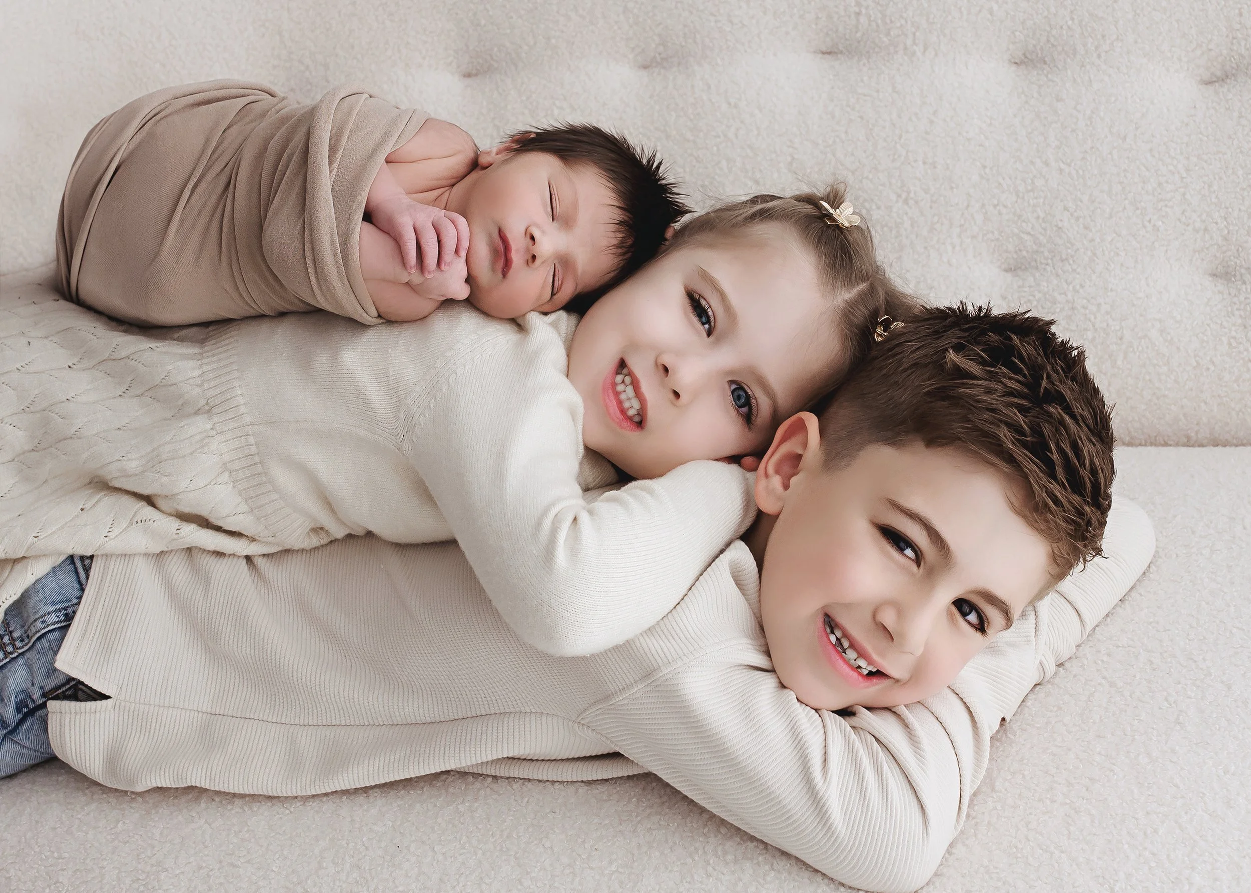 Adelaide newborn photographer studio session (11).jpg