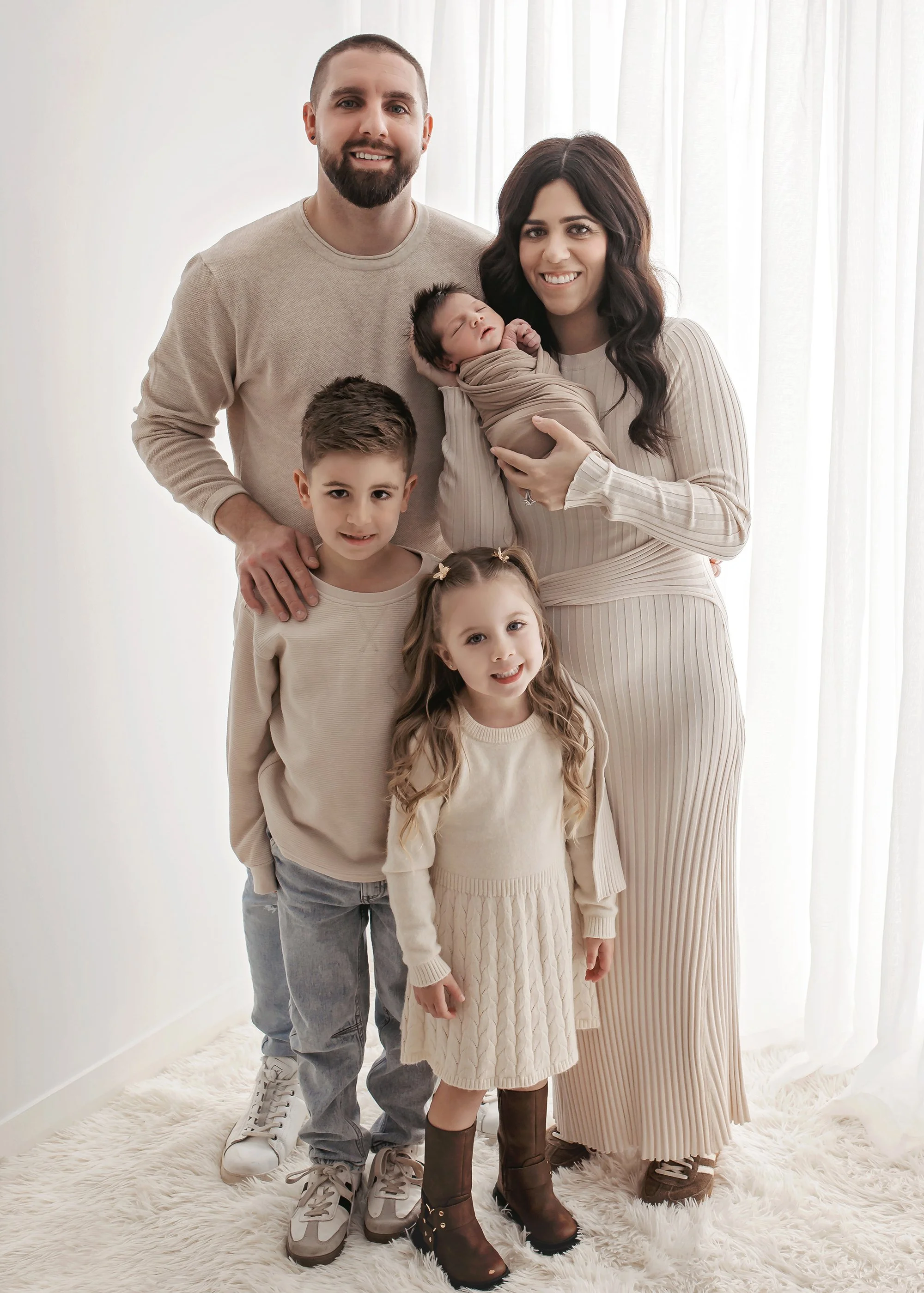 Adelaide newborn photographer studio session (16).jpg