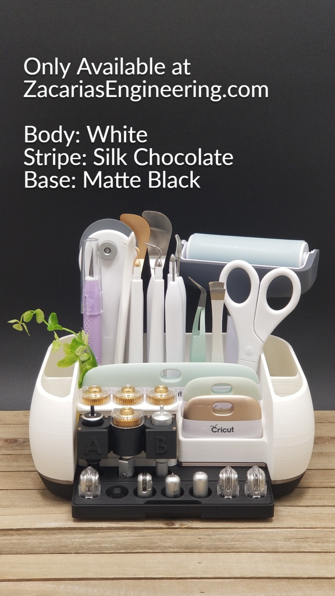 Tiffany's Maker Tool Holder Zacarias Engineering Matte Black.png