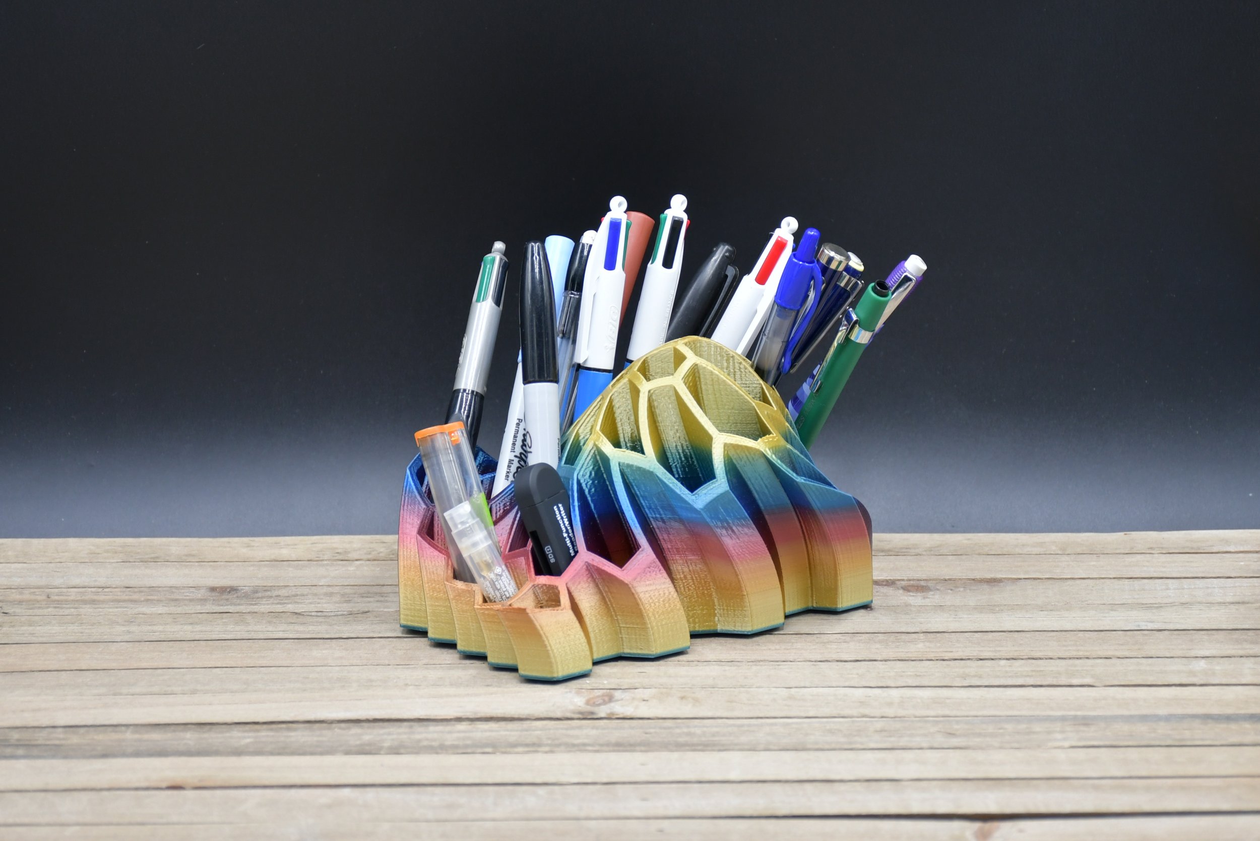 Zacarias Engineering Twisted Honeycomb Silk Rainbow.JPG