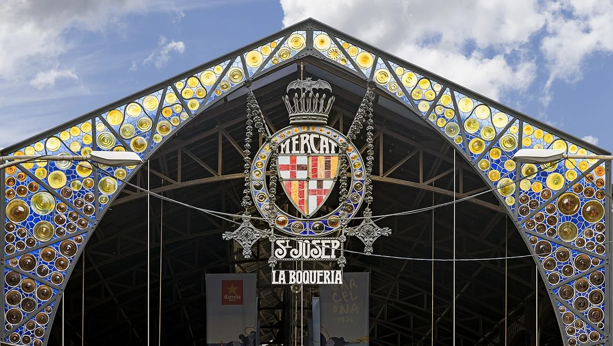 1200px-Barcelona_-_Mercat_de_Sant_Josep_(la_Boqueria)_-_Entrance.jpg