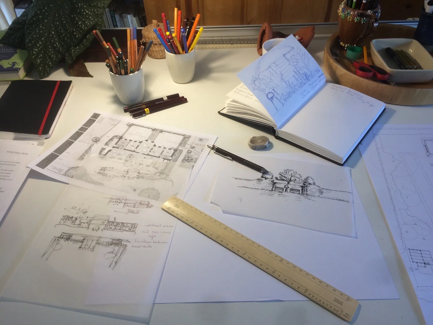 Drawing_board_446k.jpg