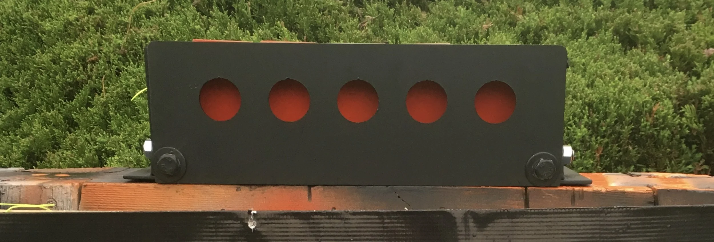 Apertures: 25 mm vs 30.5 mm