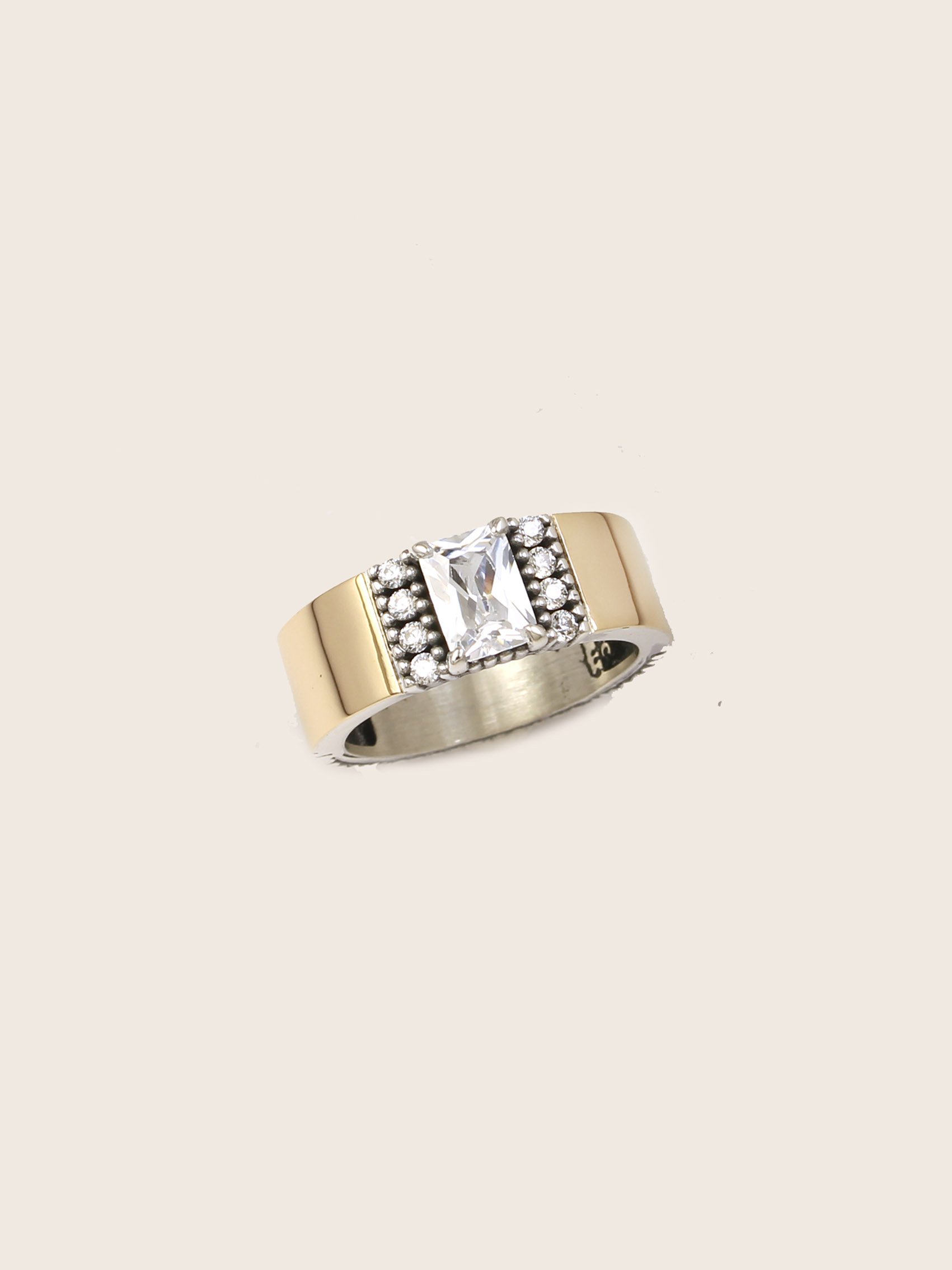 10613B | 70€ (Copy)