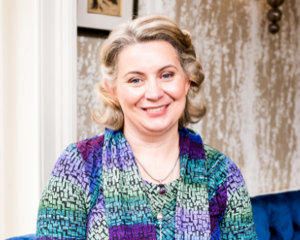 Lisa turner.png
