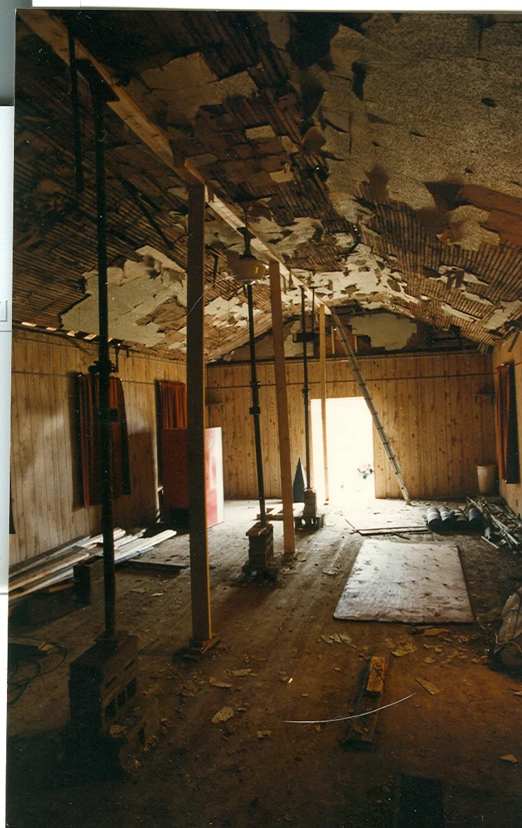 White Oak Chapel before renovation