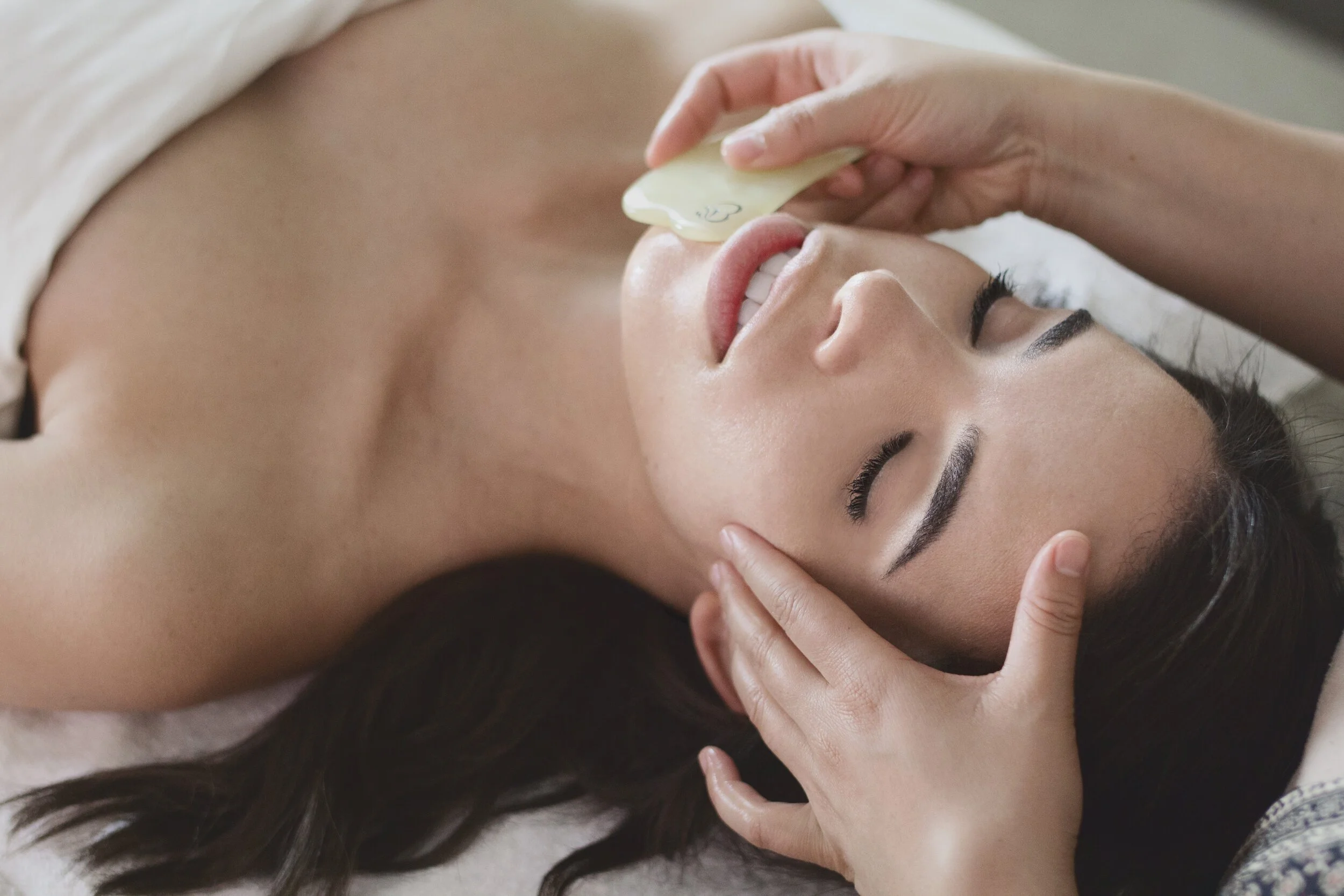 What is Facial Gua Sha Massage?