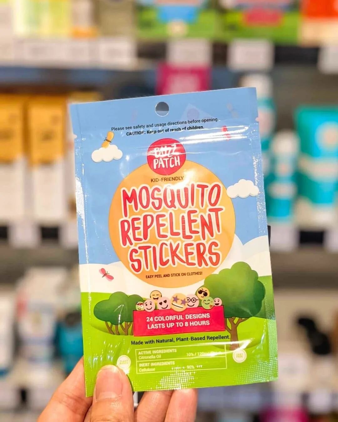 @naturalpatch BuzzPatch uses the most effective, but safe, essential oil combination of Citronella, adhesive patches made from medical grade tape designed to confuse mosquitoes and other pests away from the wearer! 🙅

BuzzPatch is non-toxic using al