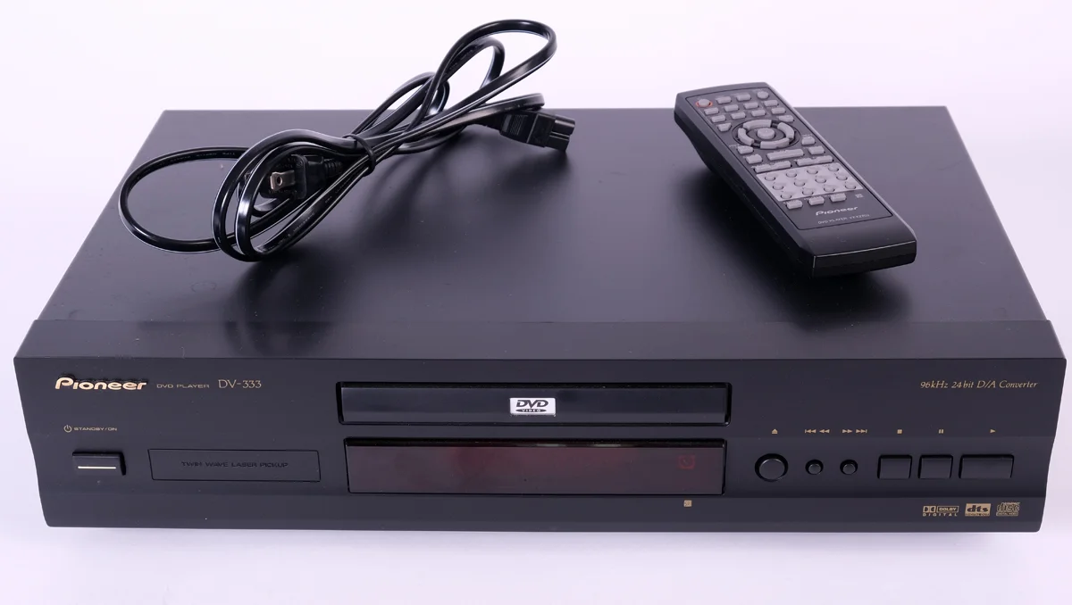 Pioneer DV-333 single disc DVD player