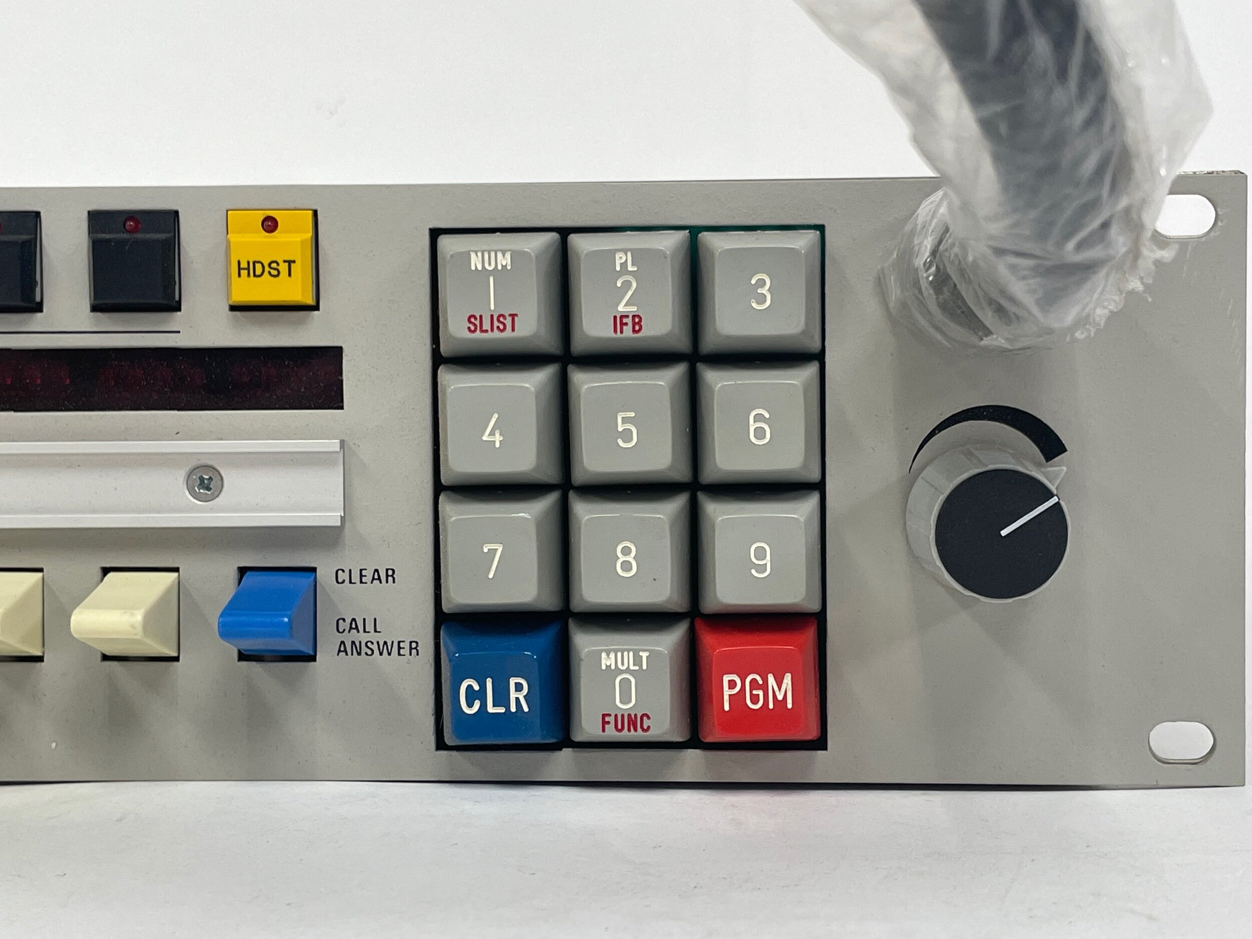 581D7FBA-1C63-4A3B-ACC3-1255B78D41CD