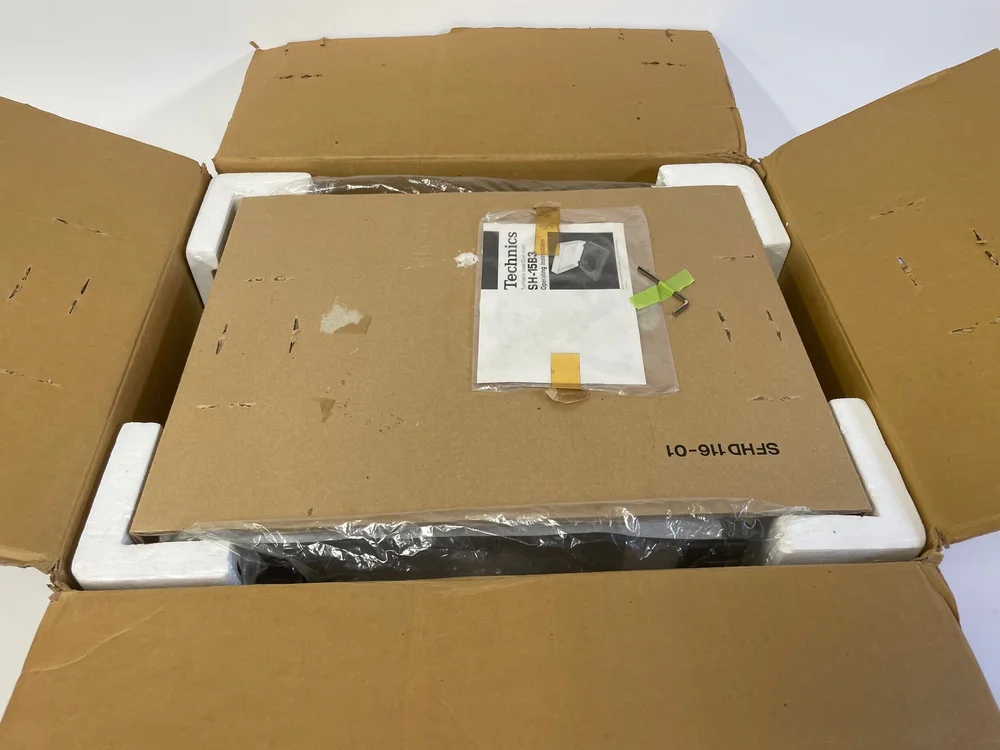 Technics SH-15B3 turn table base with dust cover — Big 