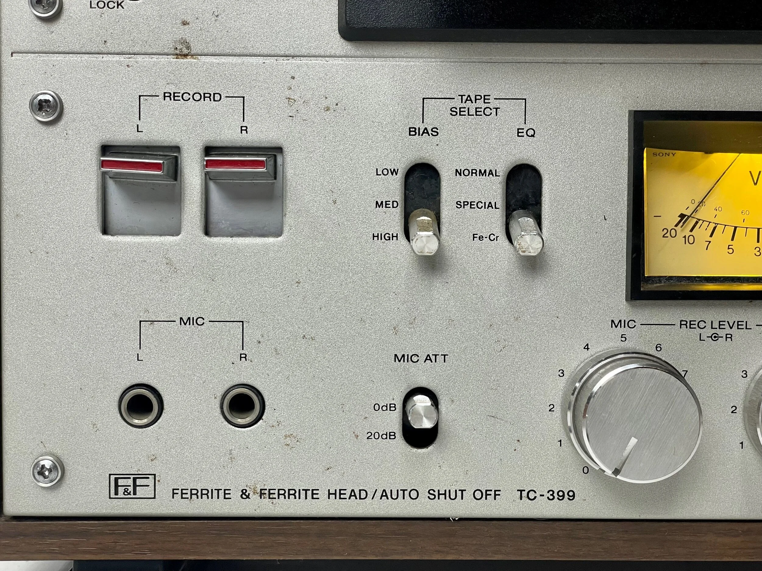 9101CB96-351E-4C75-8041-935E73B816D0