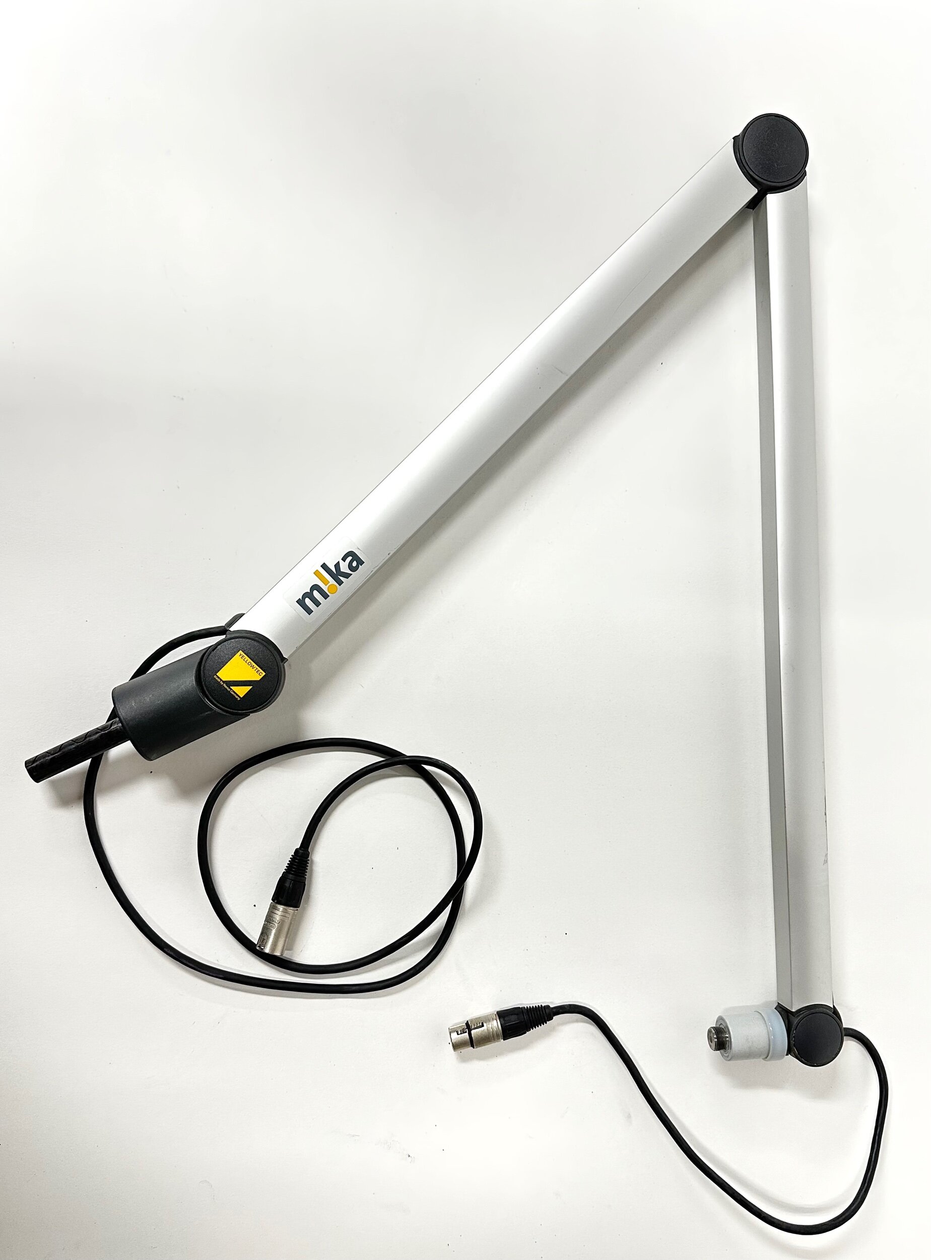 A87162D4-38A7-4146-AD9E-2A6777A140CB