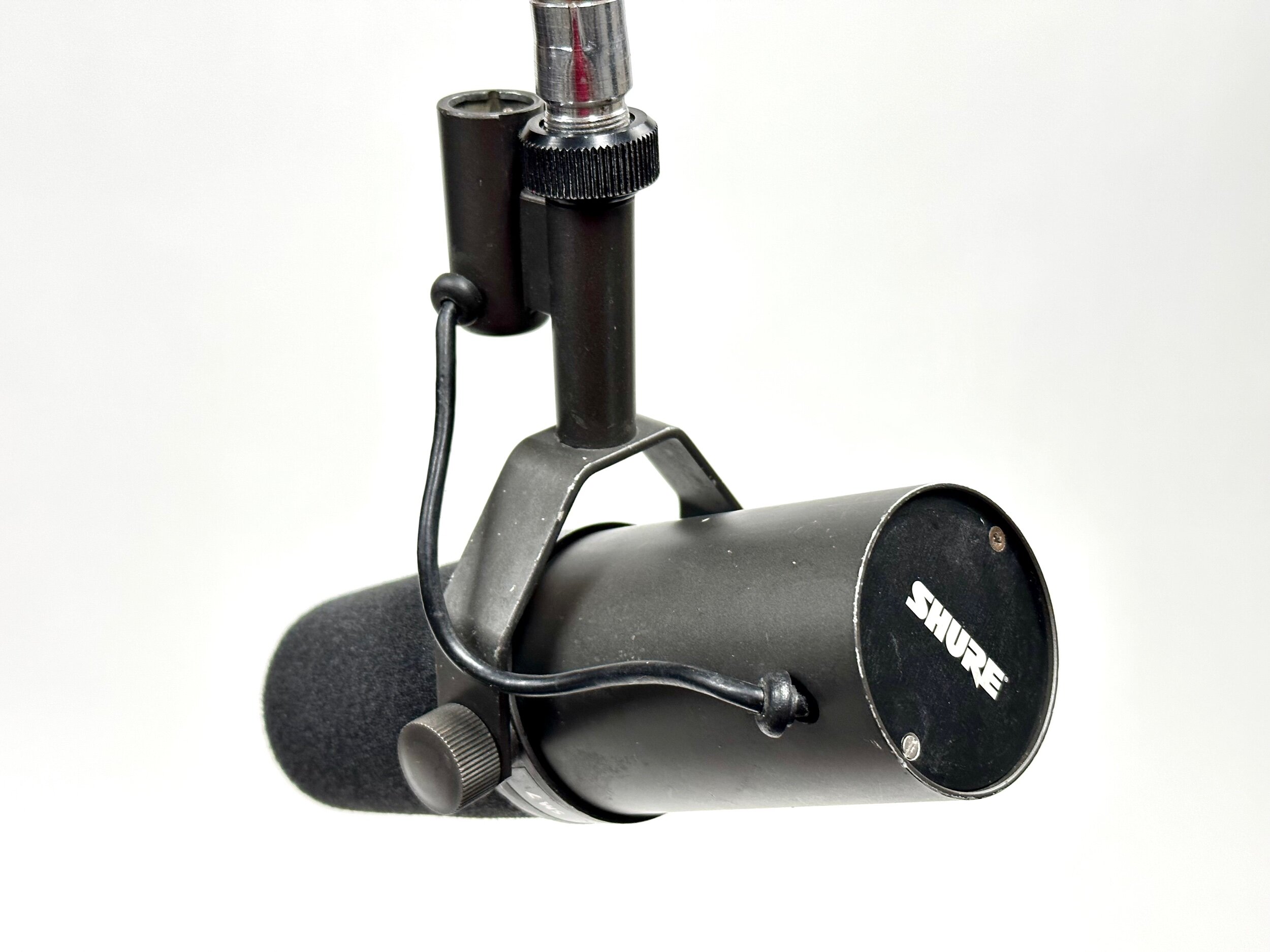 2323611F-C8F0-4A88-9205-987A3A92F632