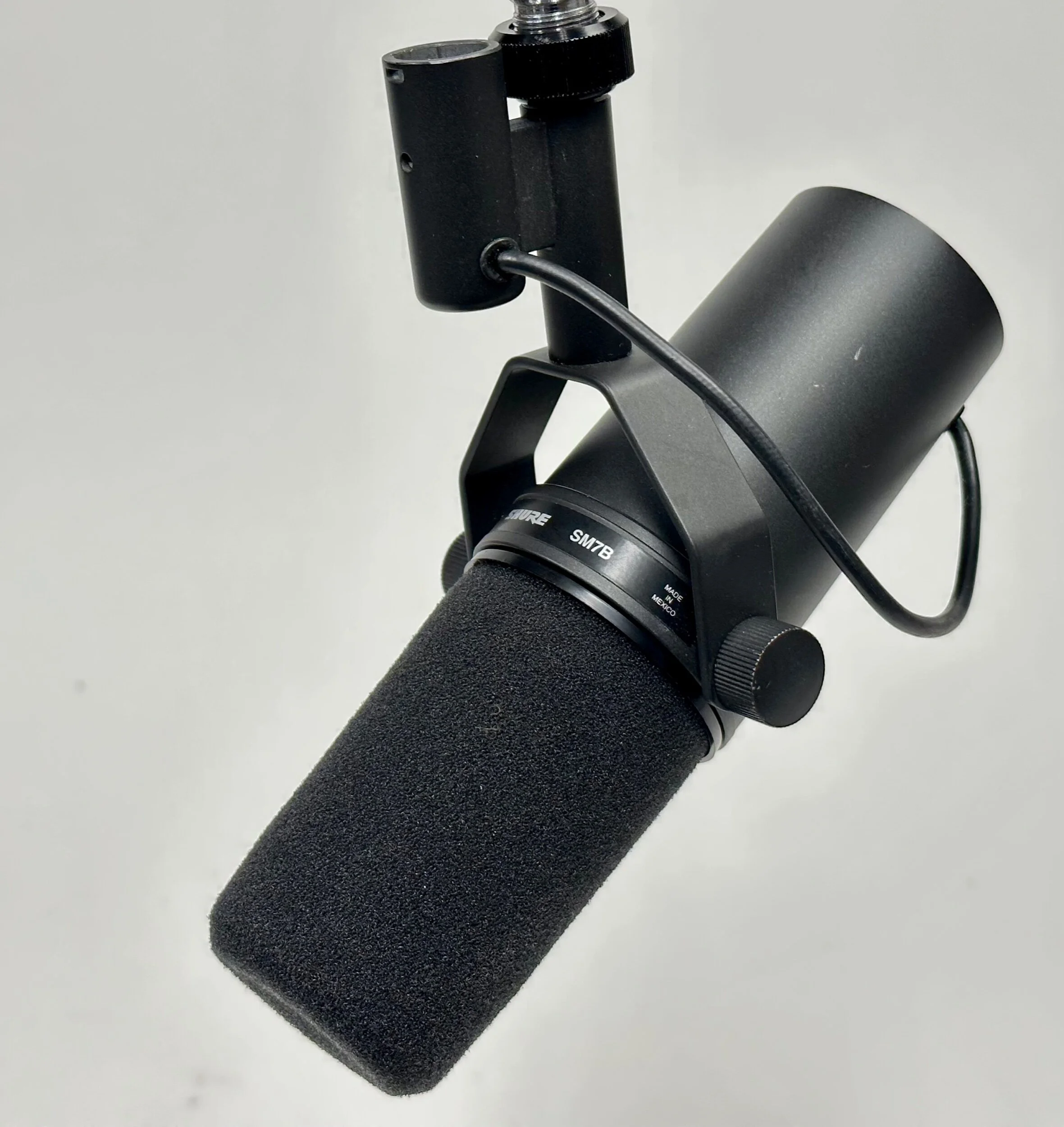 BA81F66E-4F2C-48C0-BE69-67BFA139A8F7