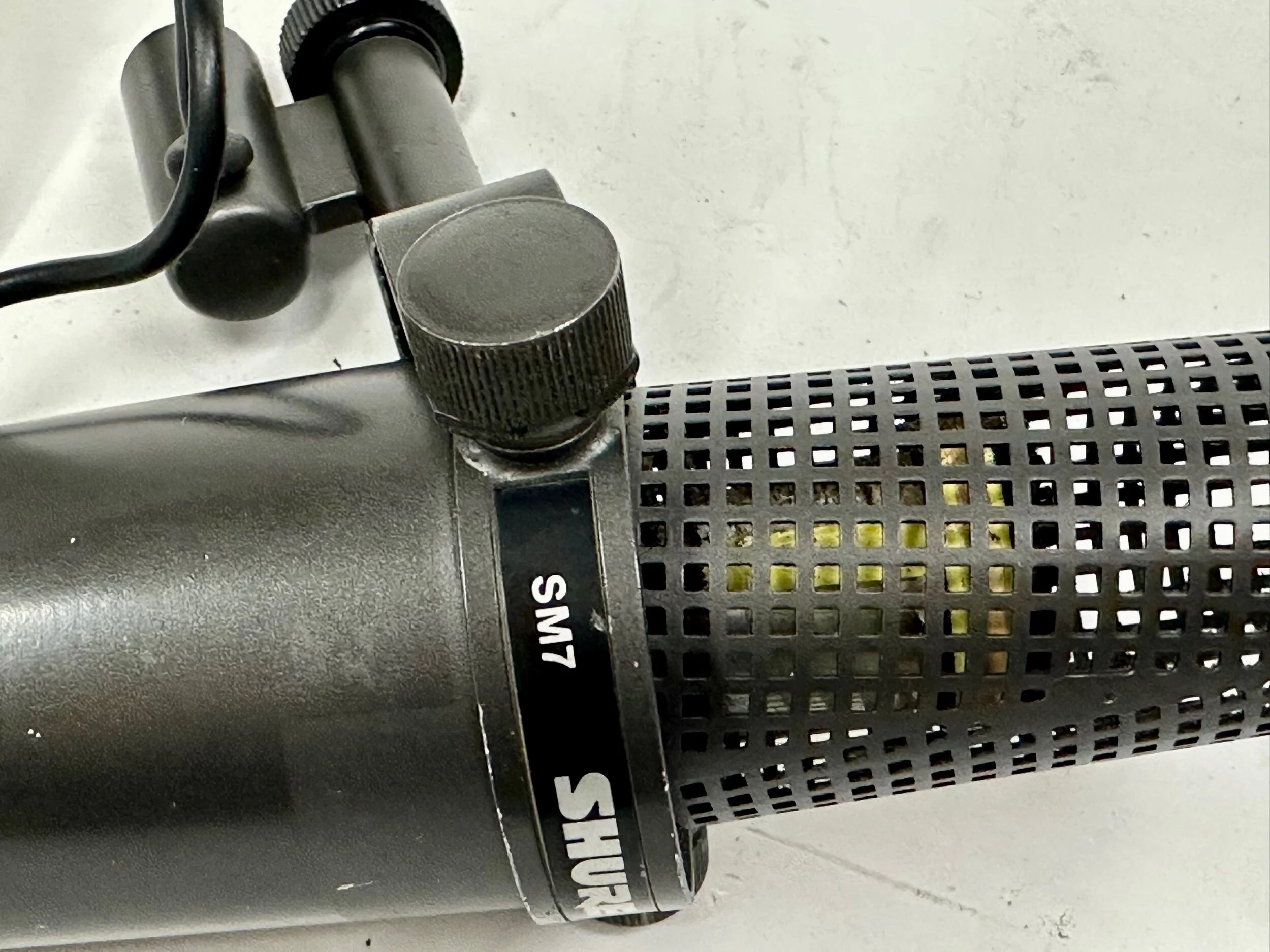 E9A7B95C-5C7D-40D4-B5DA-5AAEC18BBD82