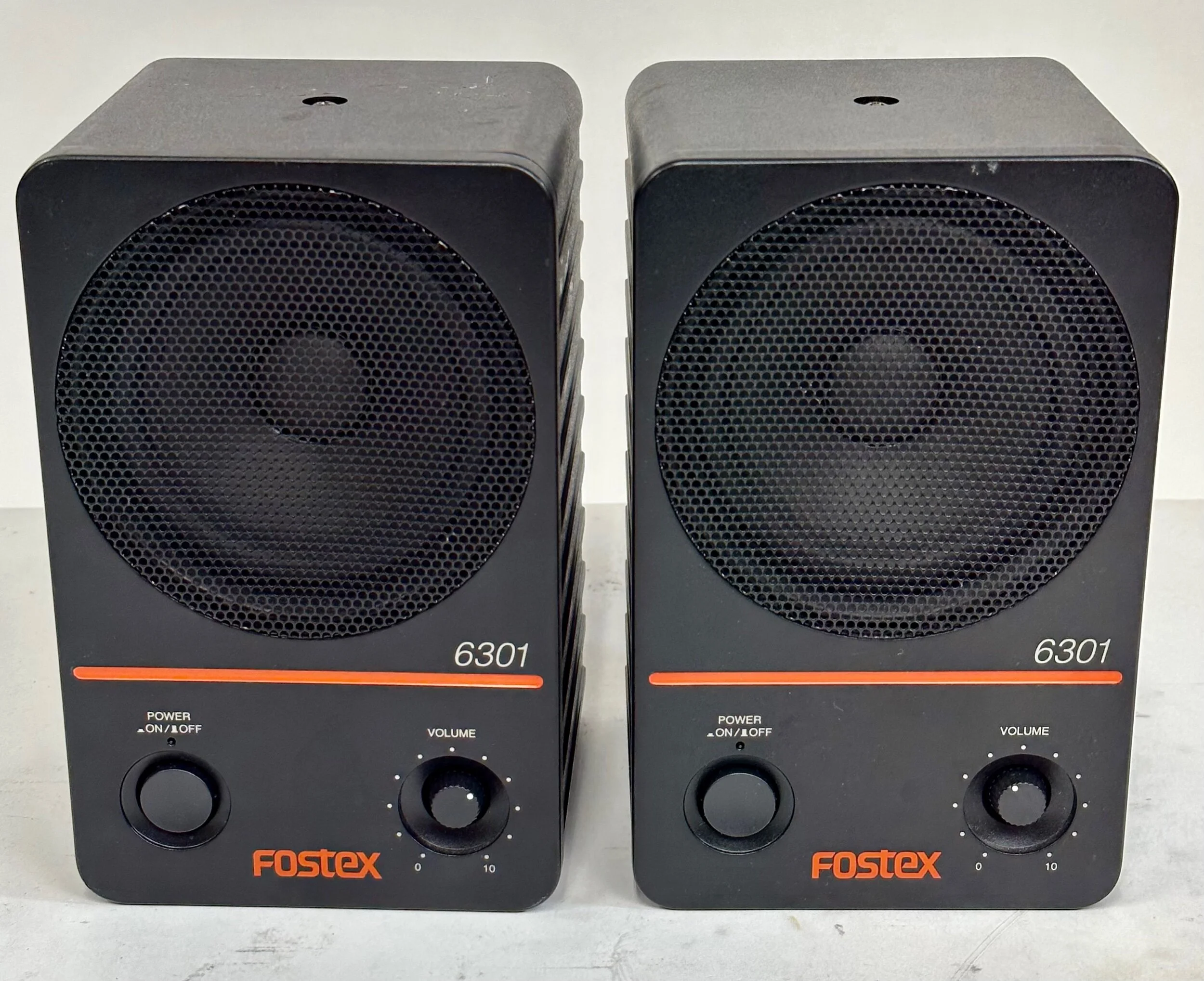 00F0C2B2-3192-4417-BB46-28A36E4902C8