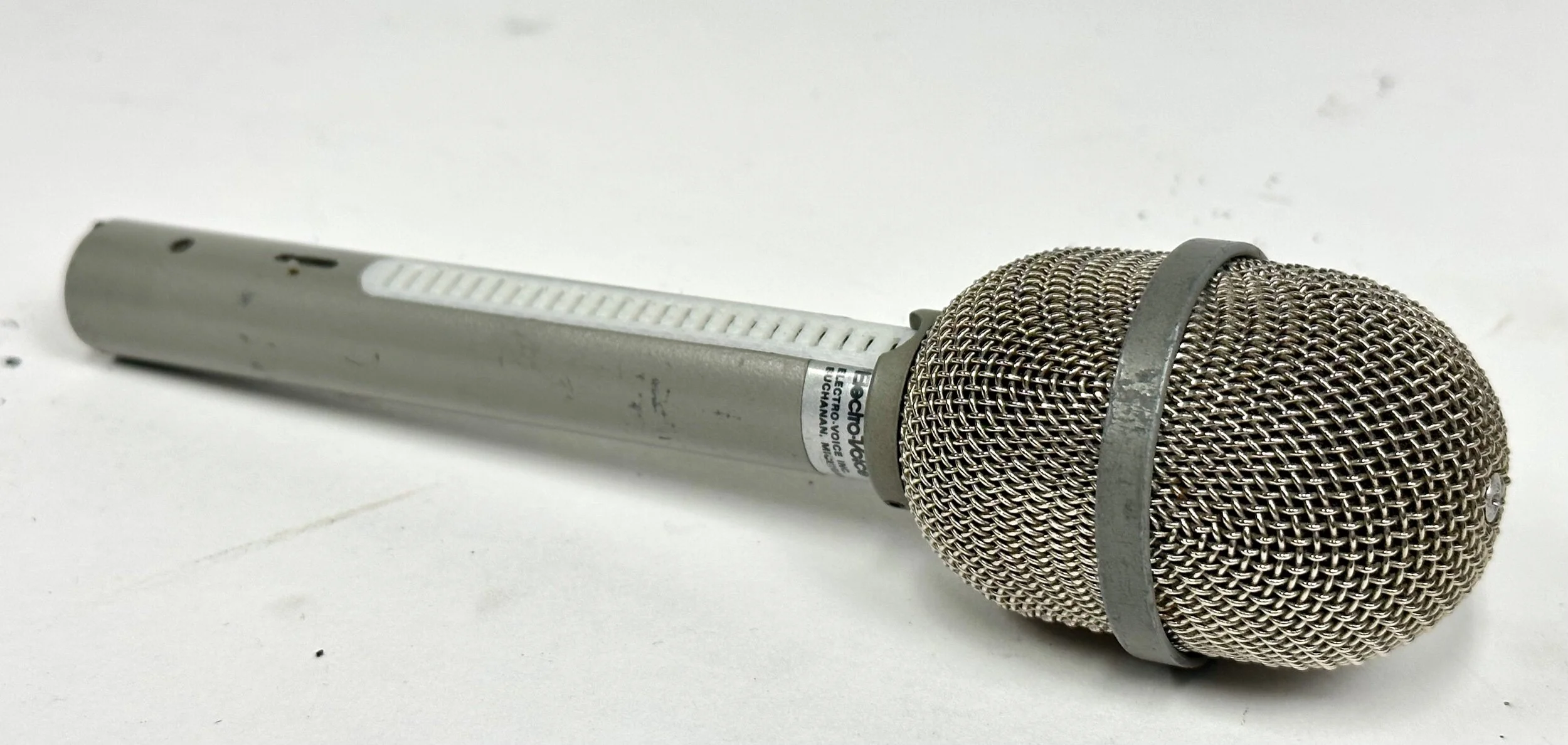 DAD588B1-D043-470D-A7F1-96A1B1DB415A