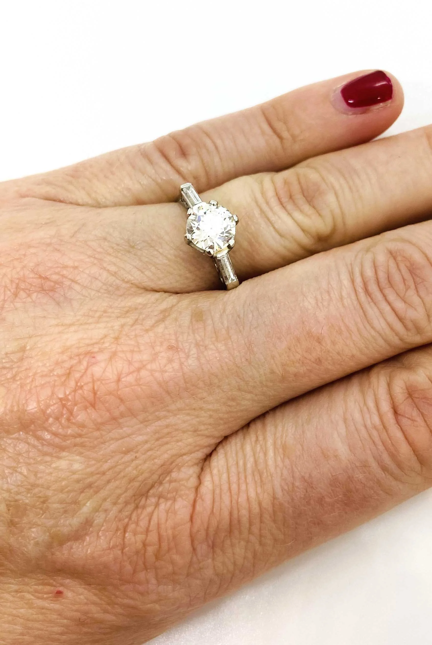 72063999-F4C6-4357-B5A0-0C089CDD5EAC